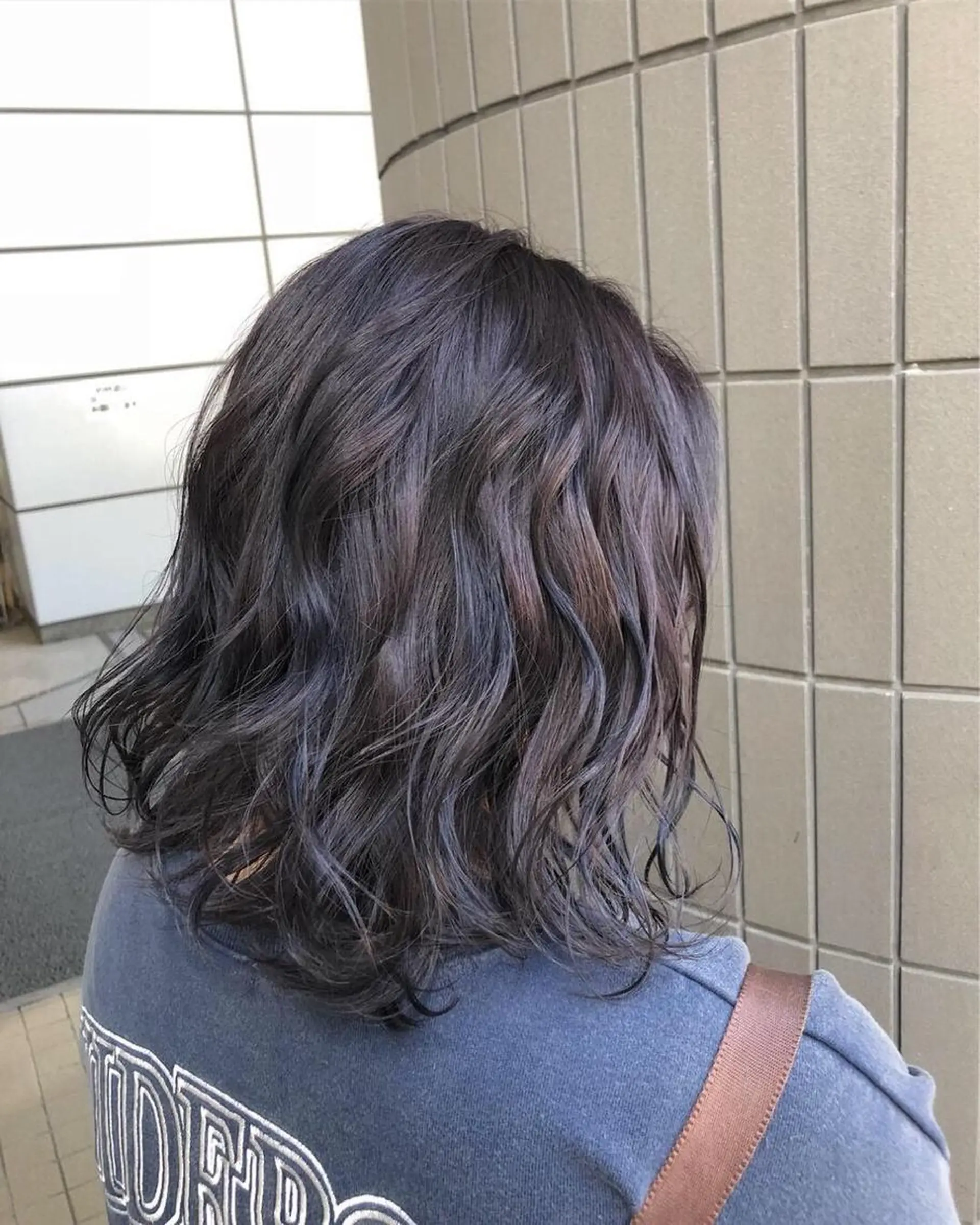 セミロング アッシュ ヘアカラー ❣️モードケイズ塚口 和田一将のヘアスタイル