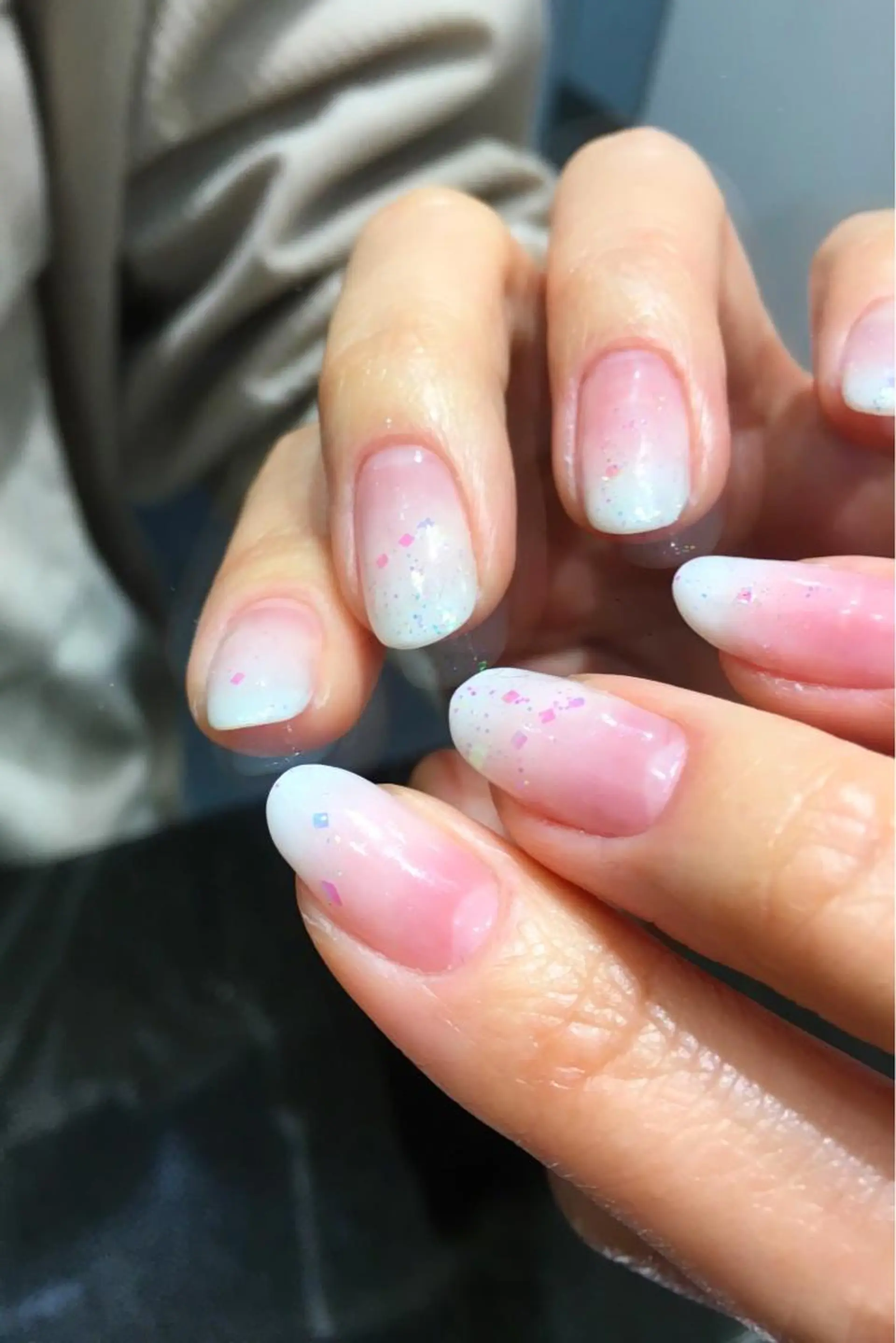 ミディアム ハンドネイル nouva nailsのネイルデザイン