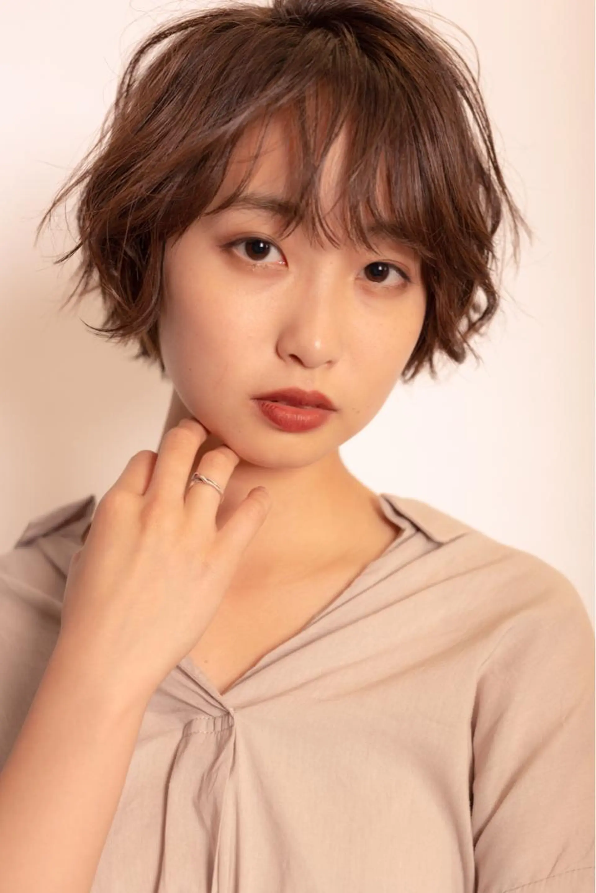 ショート カラー 榎園 由美のヘアスタイル