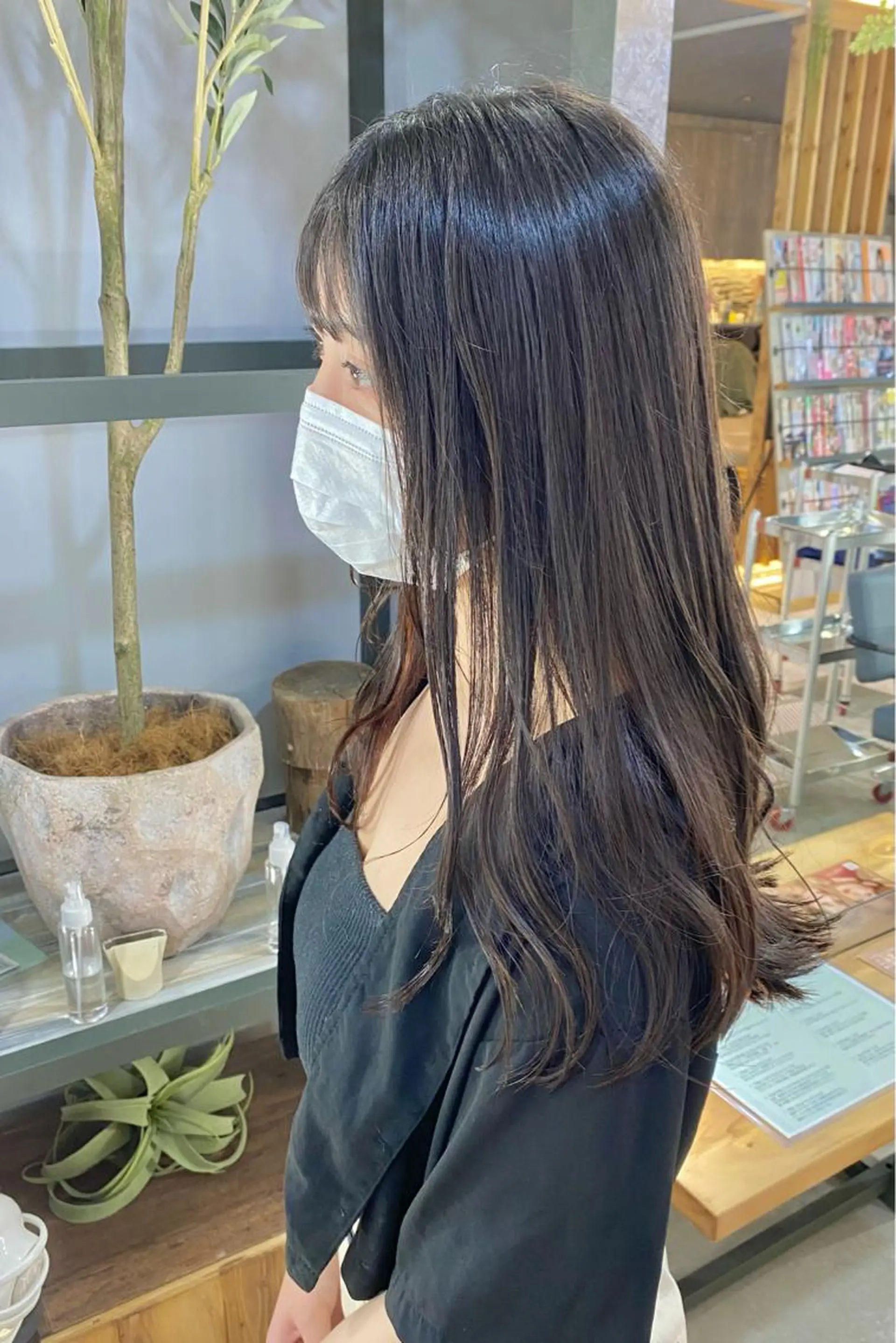 ロング 菊地 紗矢のヘアスタイル