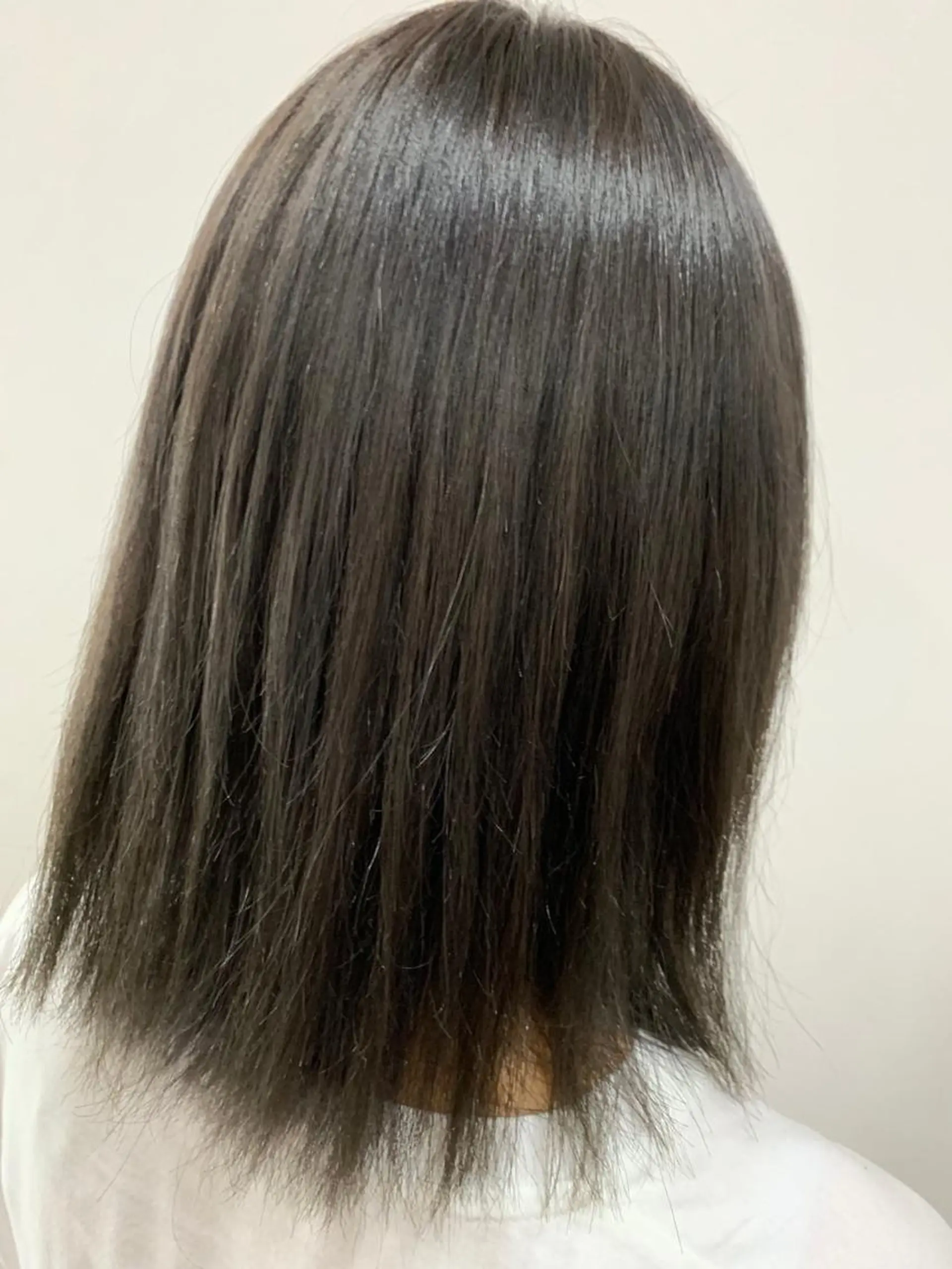 ミディアム カラー 脱白髪染め美容師 竹内涼乃のヘアスタイル