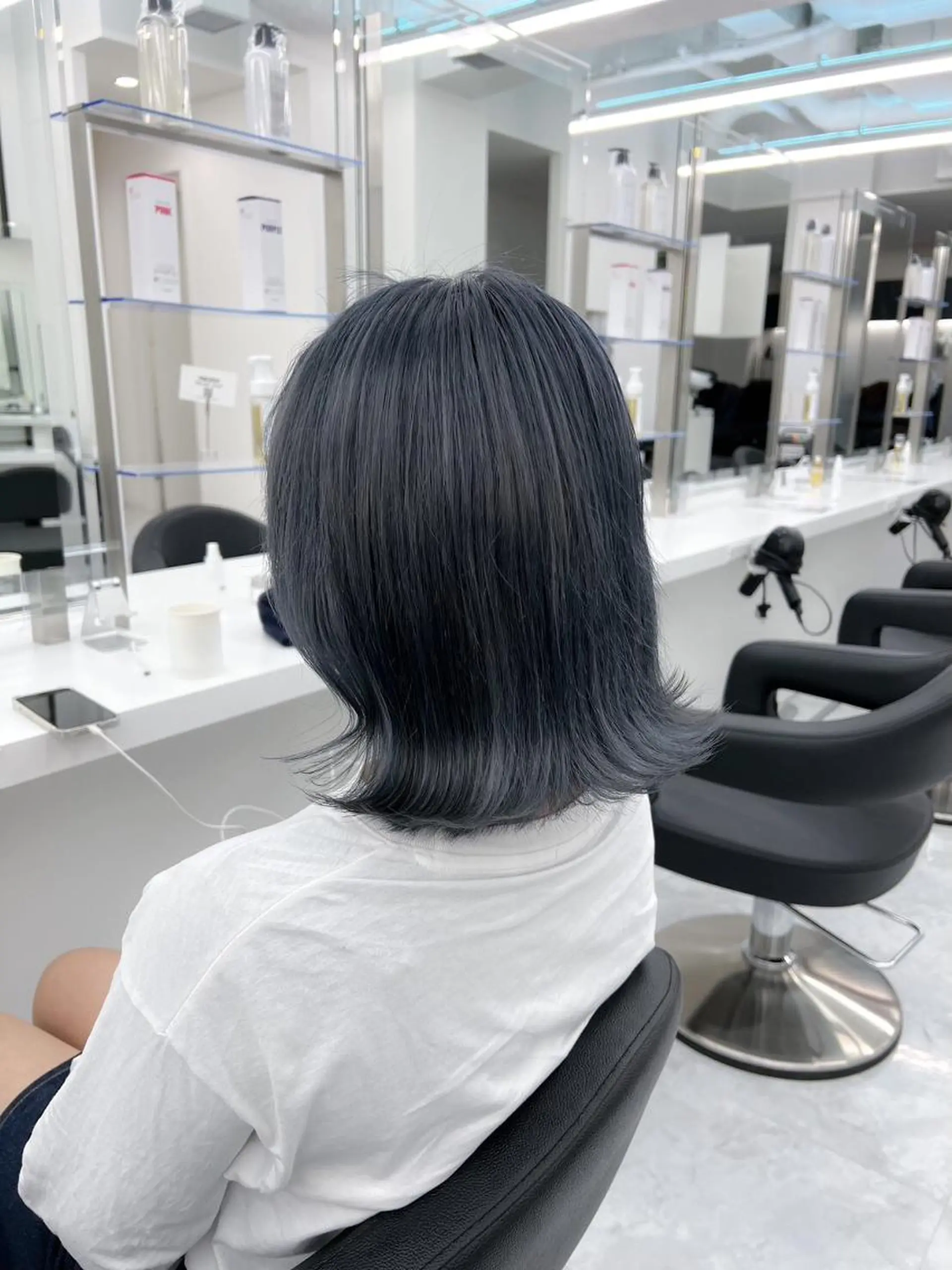 カラー 艶髪/韓国レイヤー 🤍Houtoのヘアスタイル