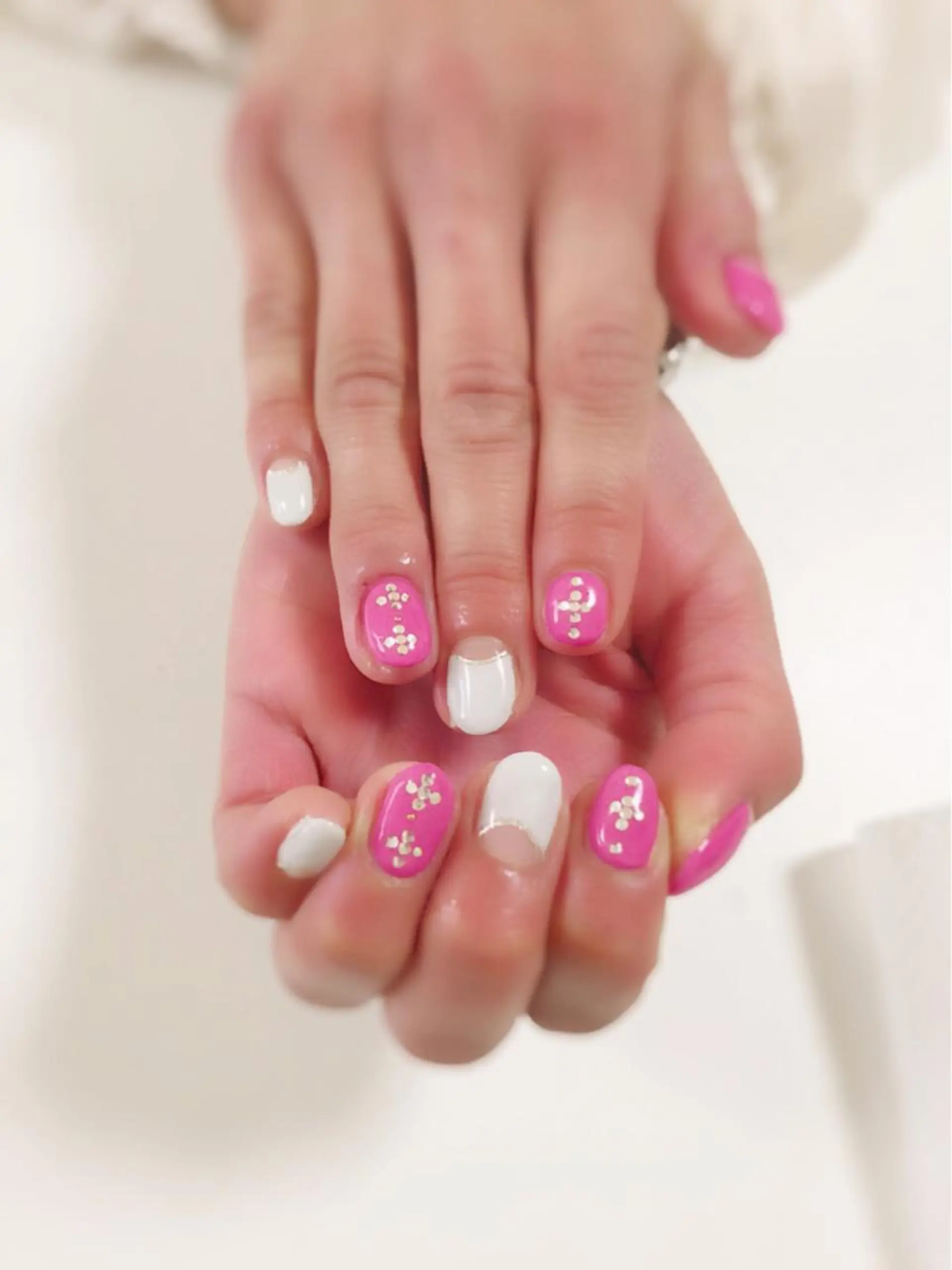 ネイル アートネイル 長さ出し フットネイル グリーン ニュアンスネイル Lily Roseスタッフ一同のマツエク・マツパデザイン