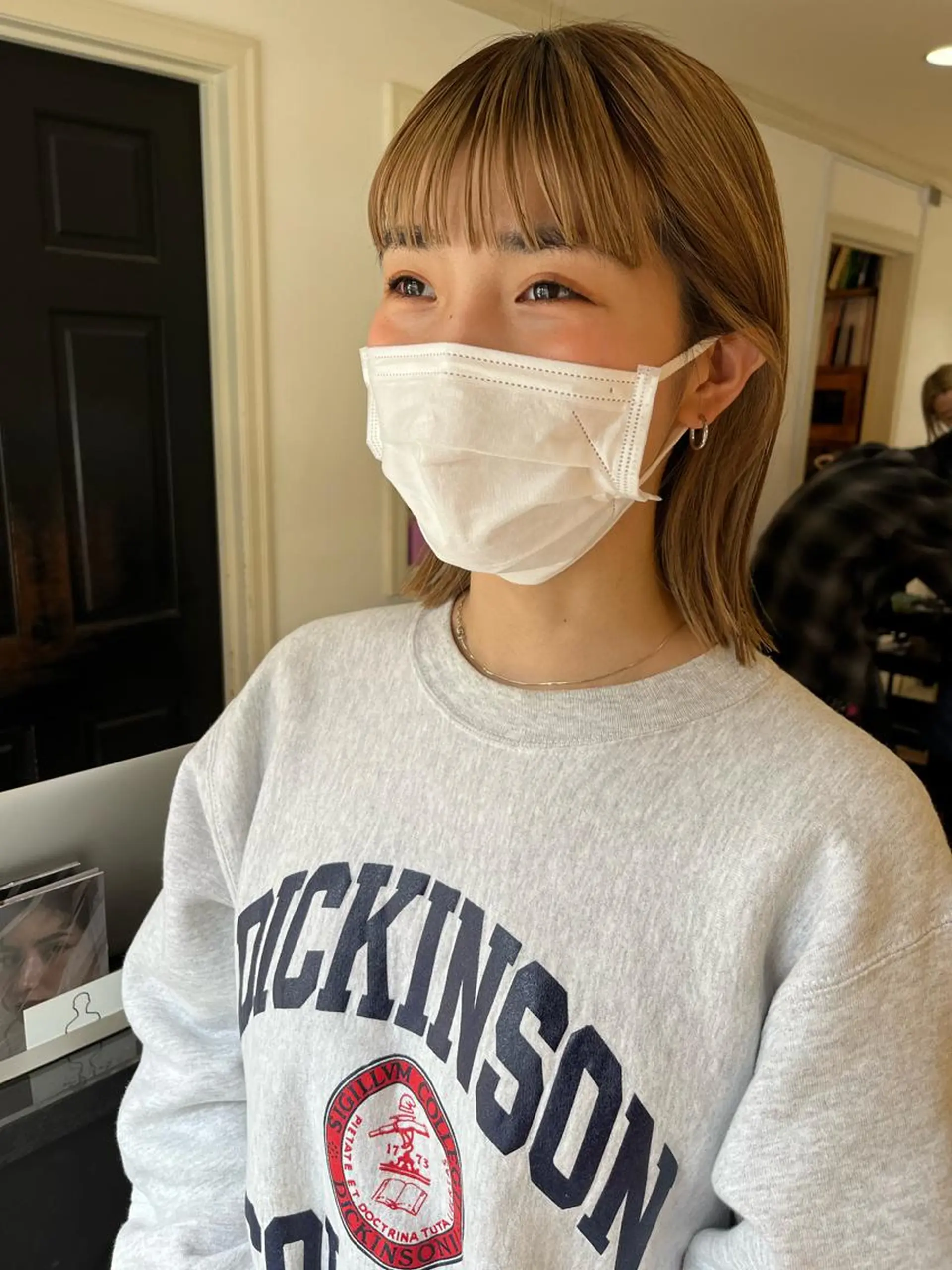 ミディアム NOUN所属・eri kinjoのヘアスタイル