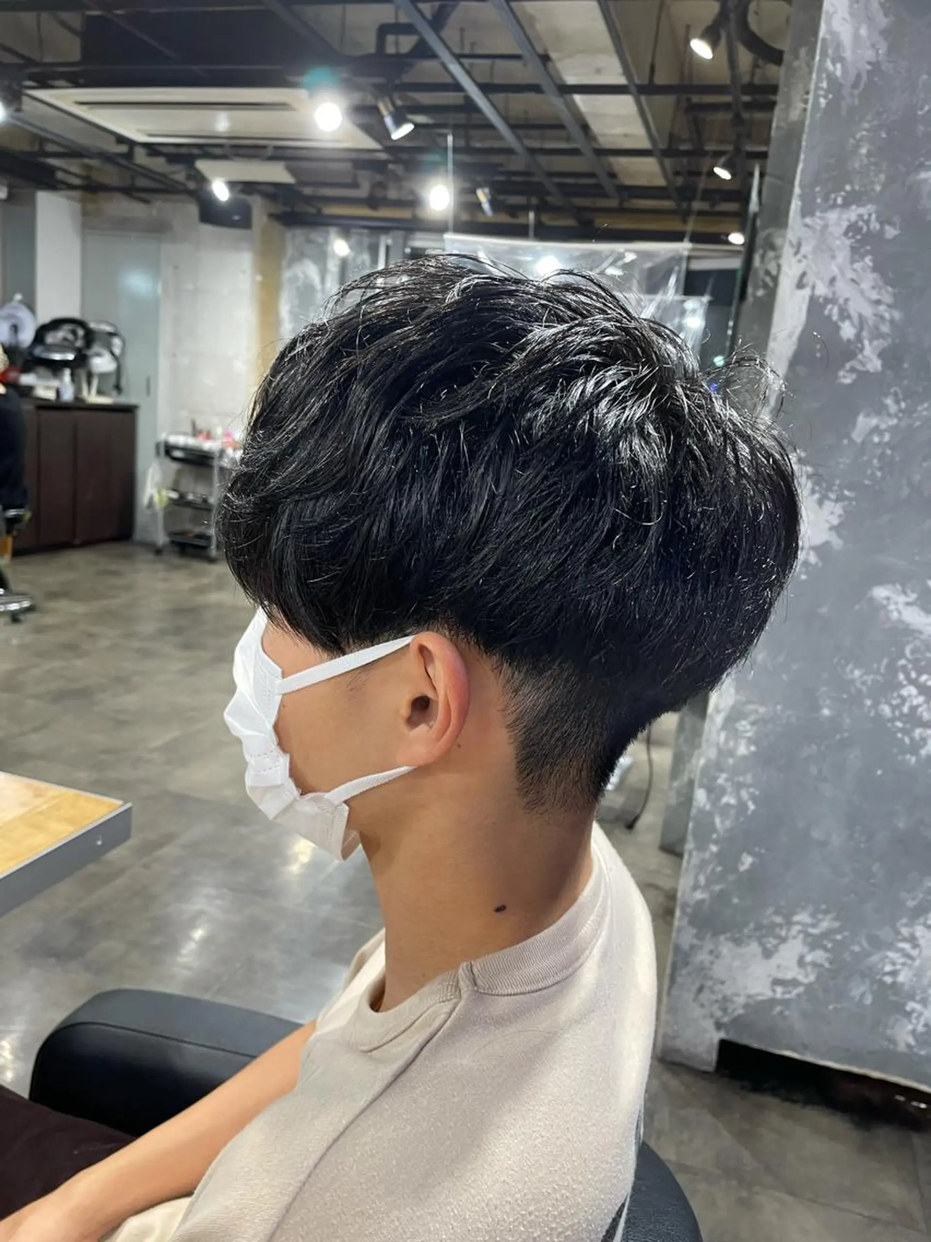 ショート パーマ ニュアンスパーマ ベージュカラー💖 やすひろのヘアスタイル