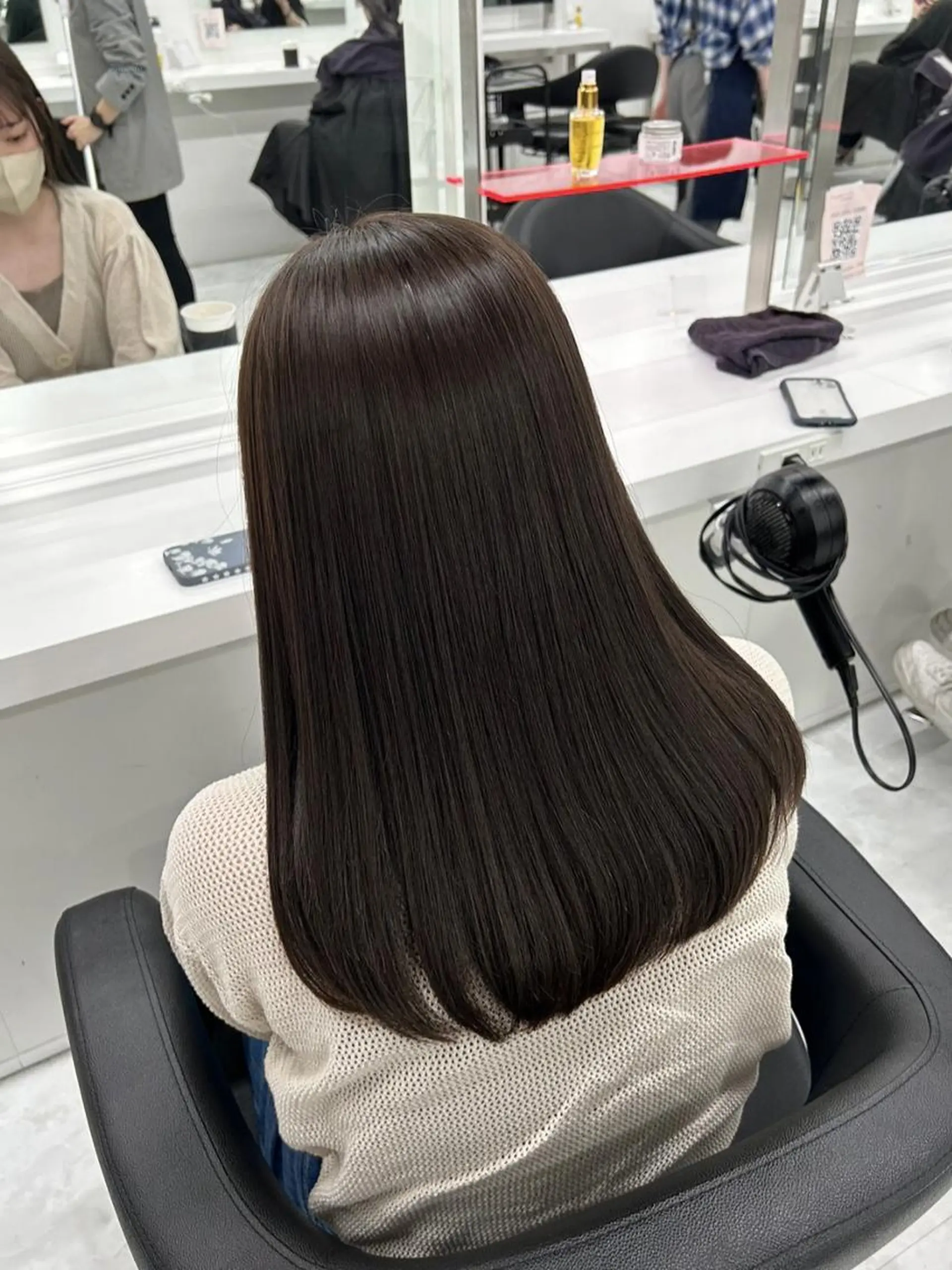 カラー 華やか韓国冬髪🤎 渋谷DANCEのヘアスタイル