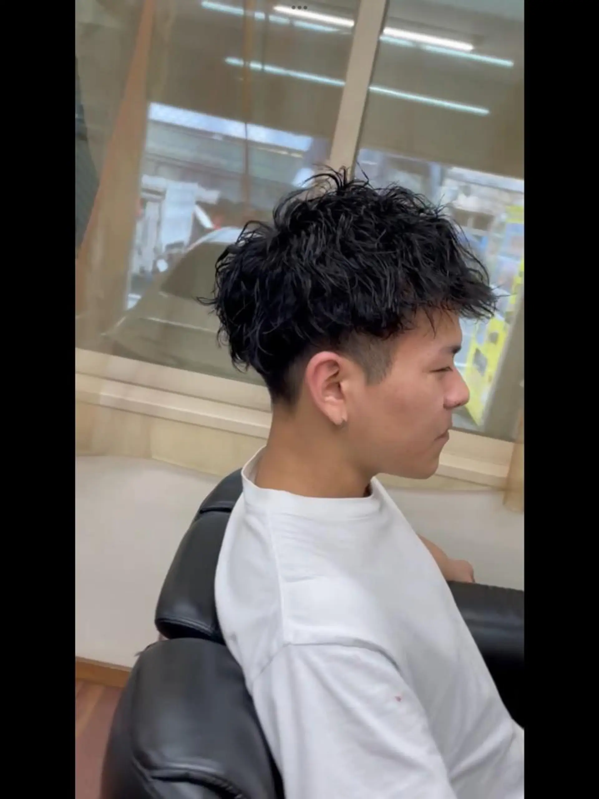 ミディアム パーマ メンズ メンズパーマ 赤司 泰樹のヘアスタイル