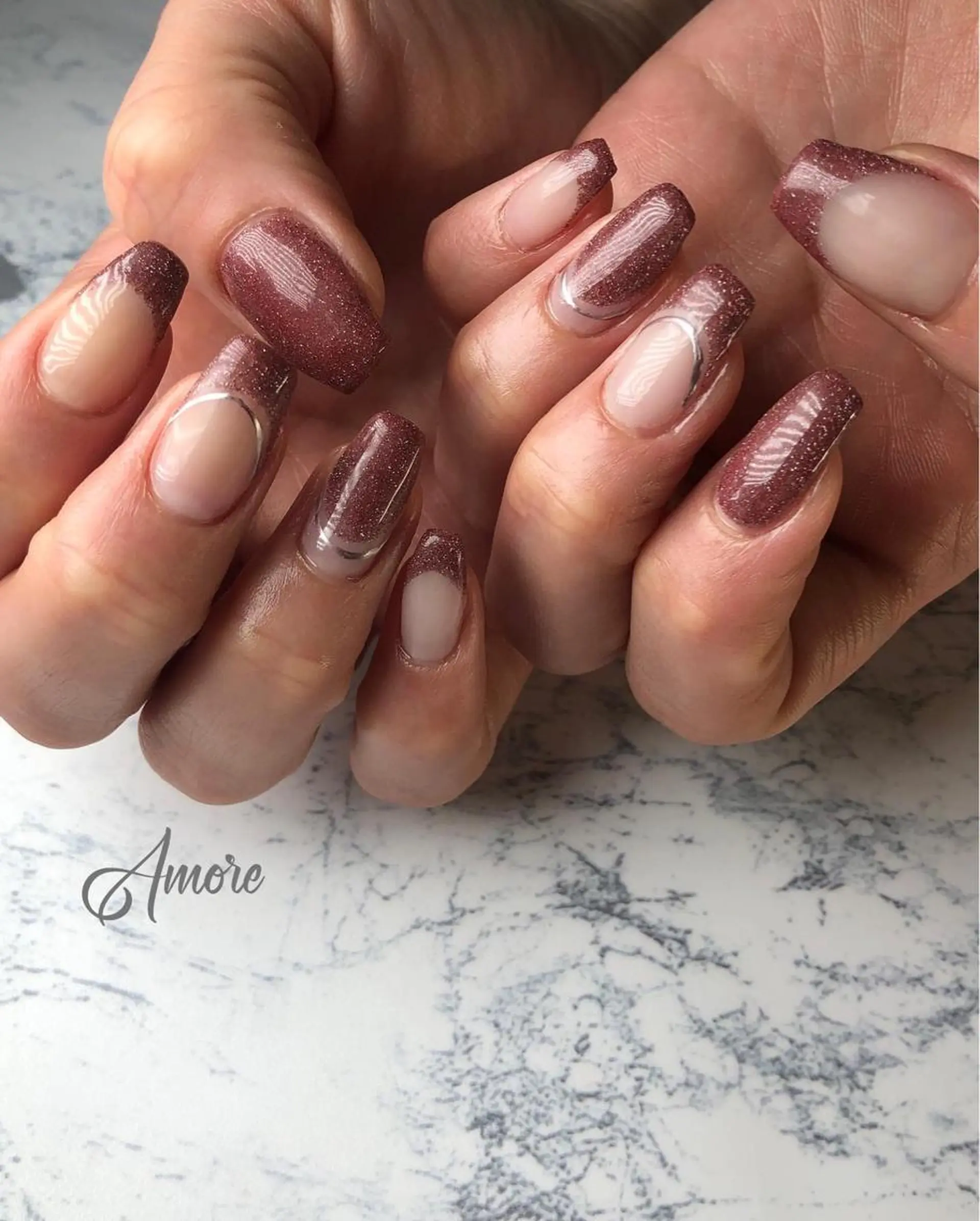 ネイル ジェルネイル 氷ネイル・うるうるネイル マグネットネイル ミラーネイル ニュアンスネイル You kyehwaのネイルデザイン