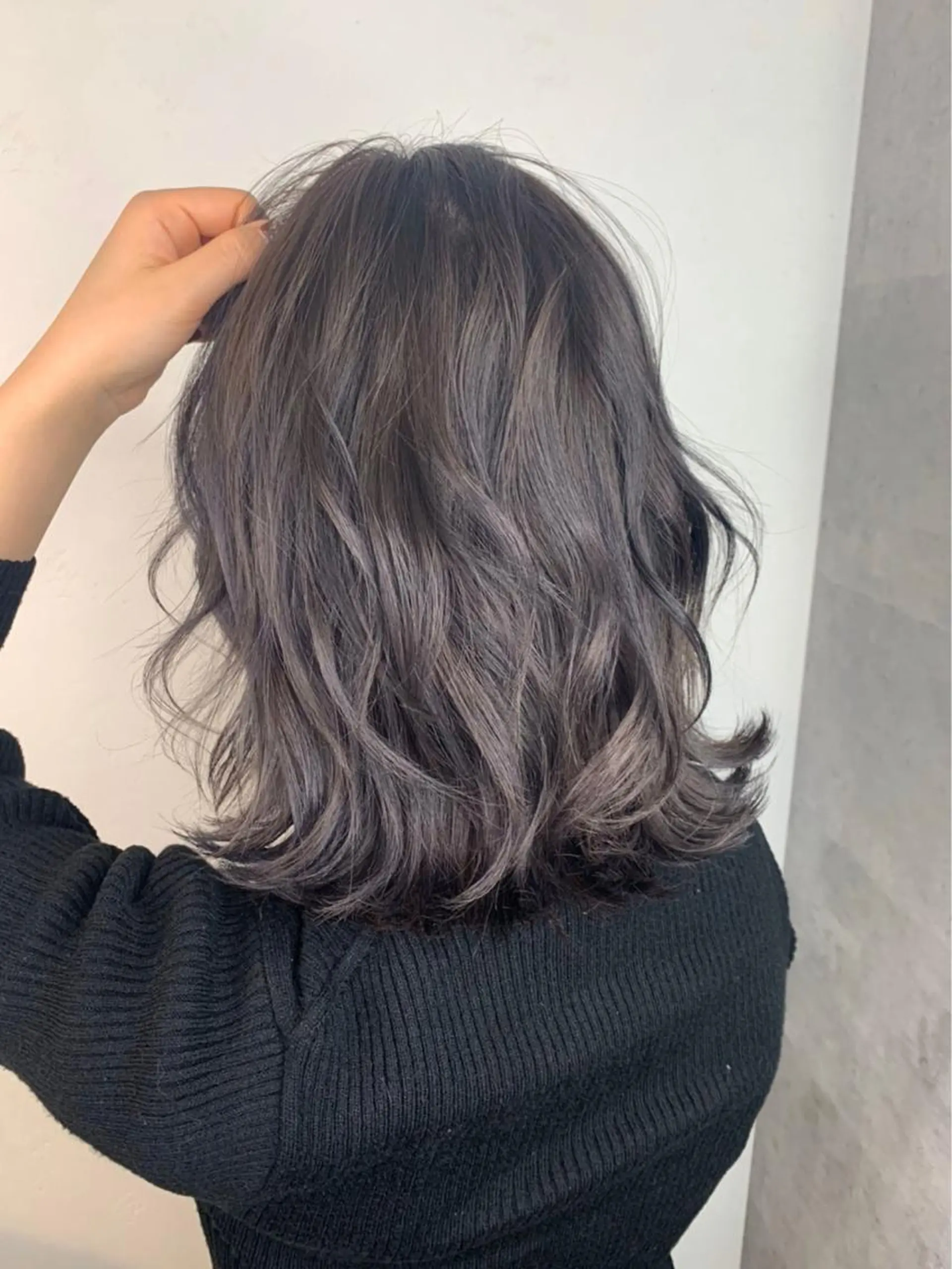 ミディアム カラー ブルーカラー ブルージュ グレージュ インナーカラー 外国人風カラー カット ヘアカラー トリートメント ＿WHITE鳳店 アンダーバーホワイトのヘアスタイル