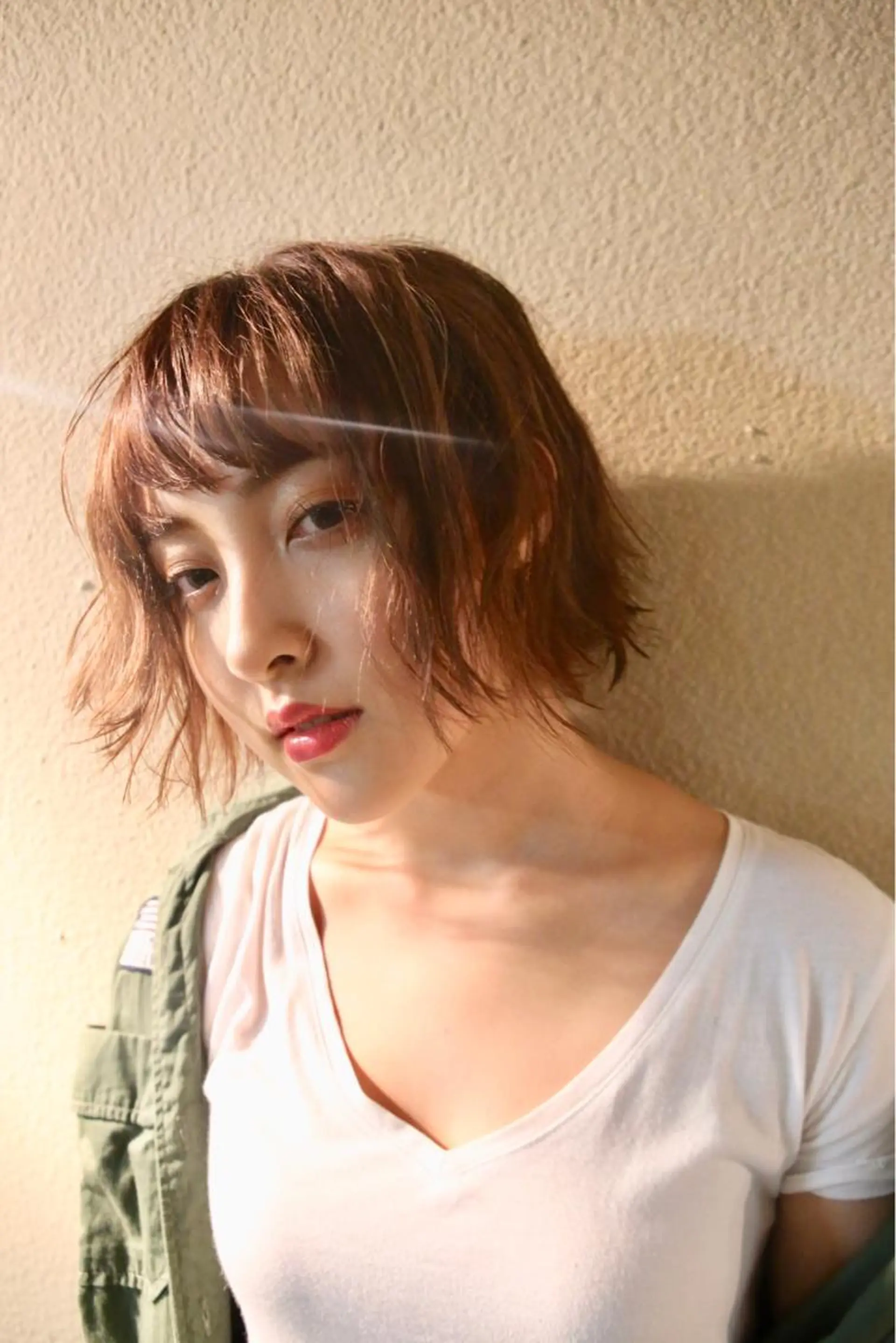 ショート カラー 切りっぱなしボブ ベージュカラー ボブ aguhair jour所属・髪質改善/白髪ぼかし KENTAのヘアスタイル