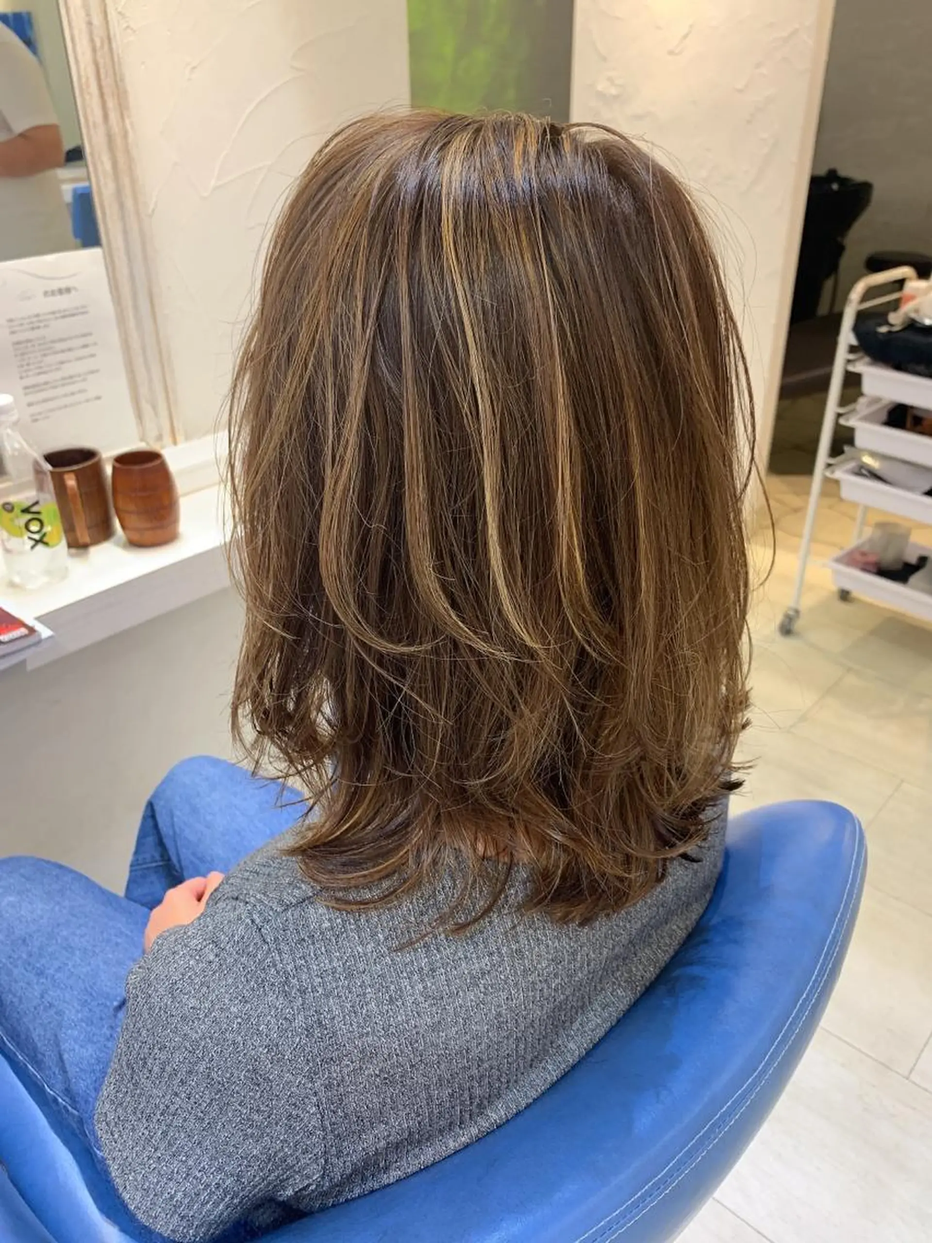 ミディアム カラー uros.所属・中目黒✂︎店長✂︎ TOMOHIROのヘアスタイル