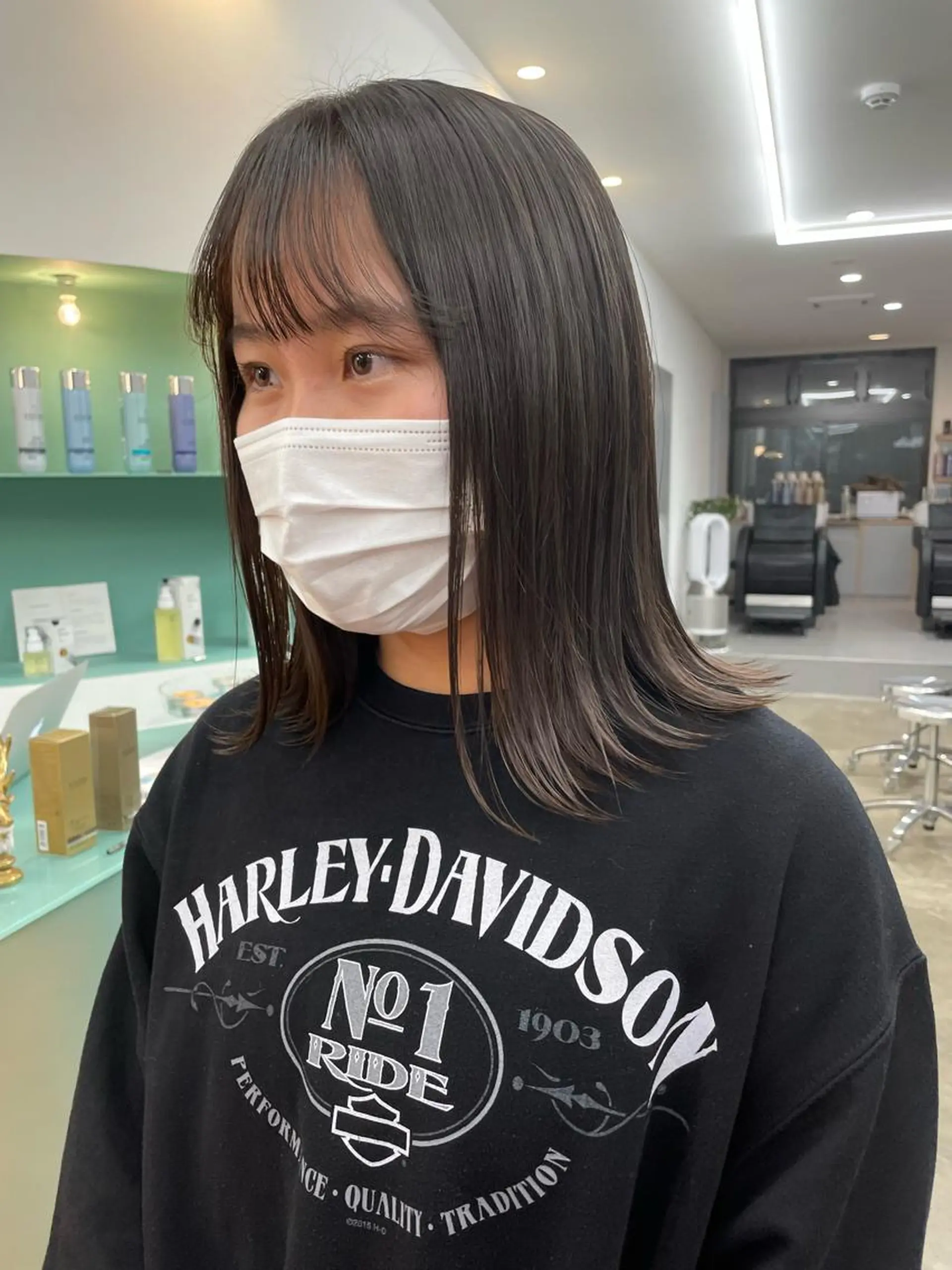 ミディアム pole所属・【pole】 minaのヘアスタイル