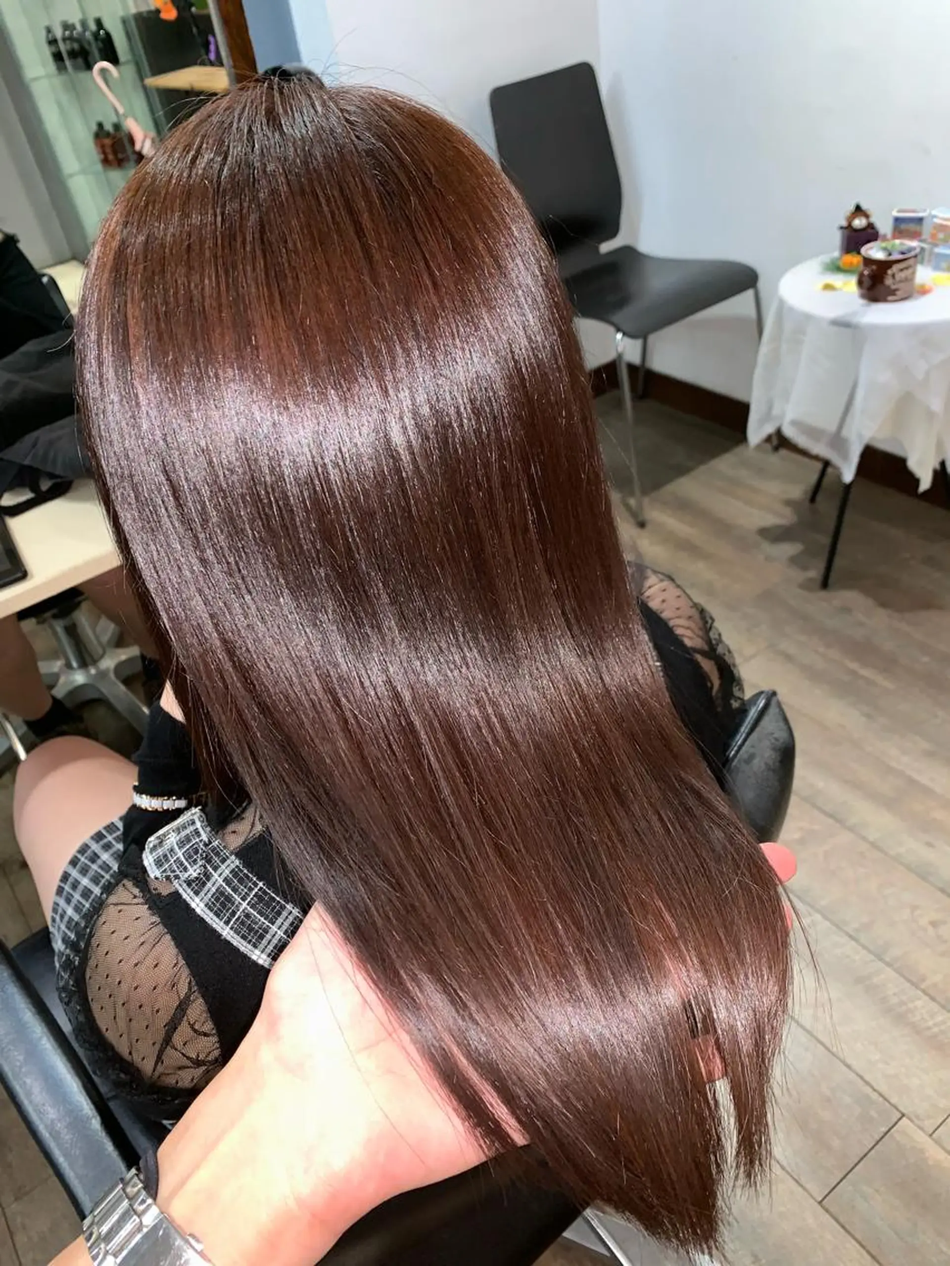 ミディアム she2.所属・縮毛矯正/髪質改善 井上智秀のヘアスタイル