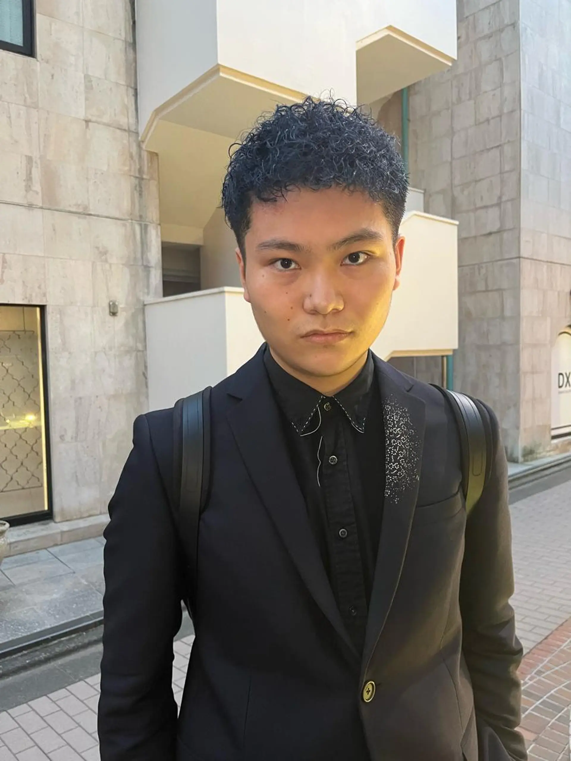 カラー パーマ メンズ メンズブリーチ メンズパーマ ブリーチ ブルーカラー スパイラルパーマ DX所属・✨メンズスタイル✨ Daiのヘアスタイル