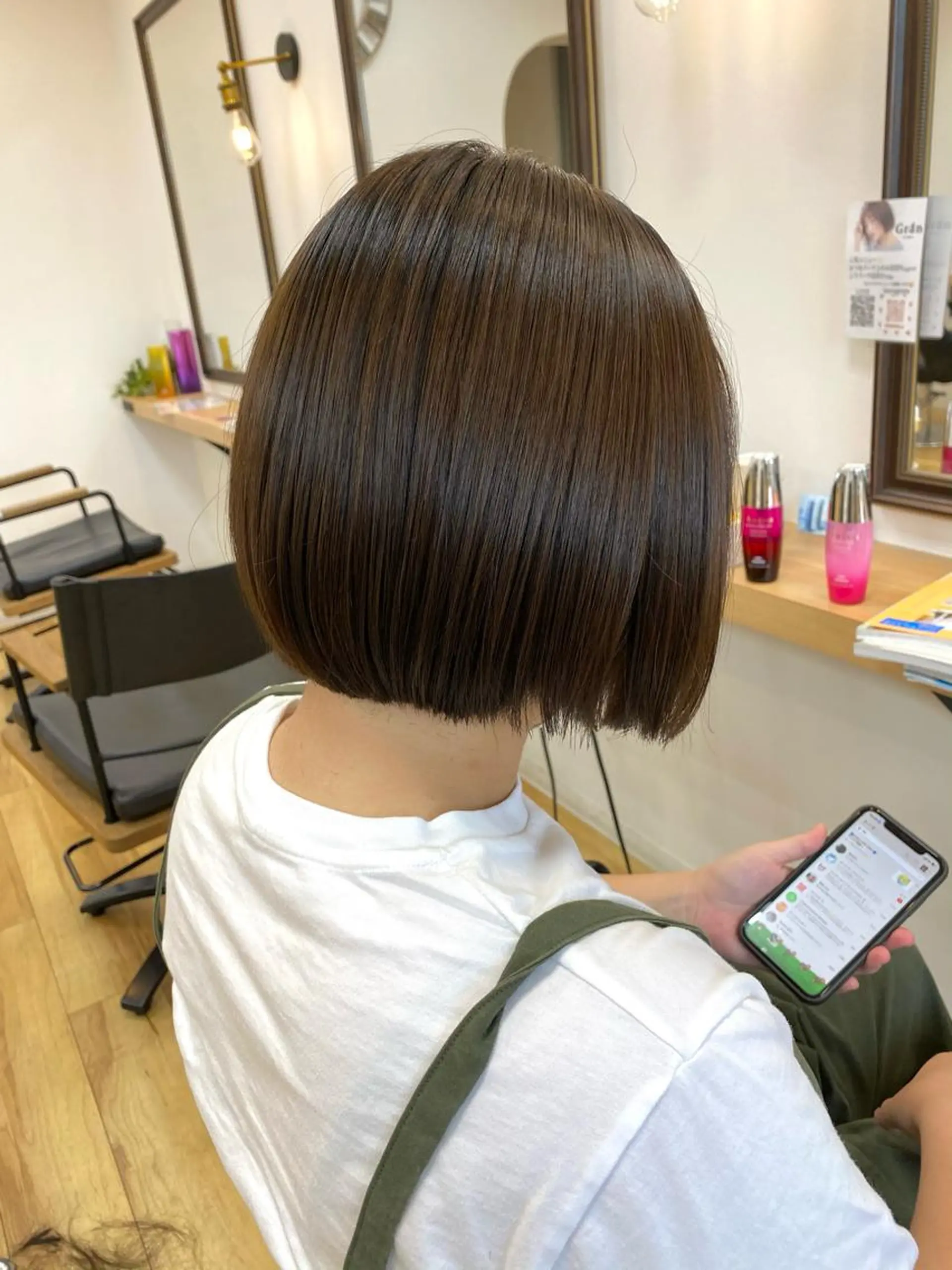 ショート ボブ ヘアカラー トリートメント 川畑 陽奈のヘアスタイル