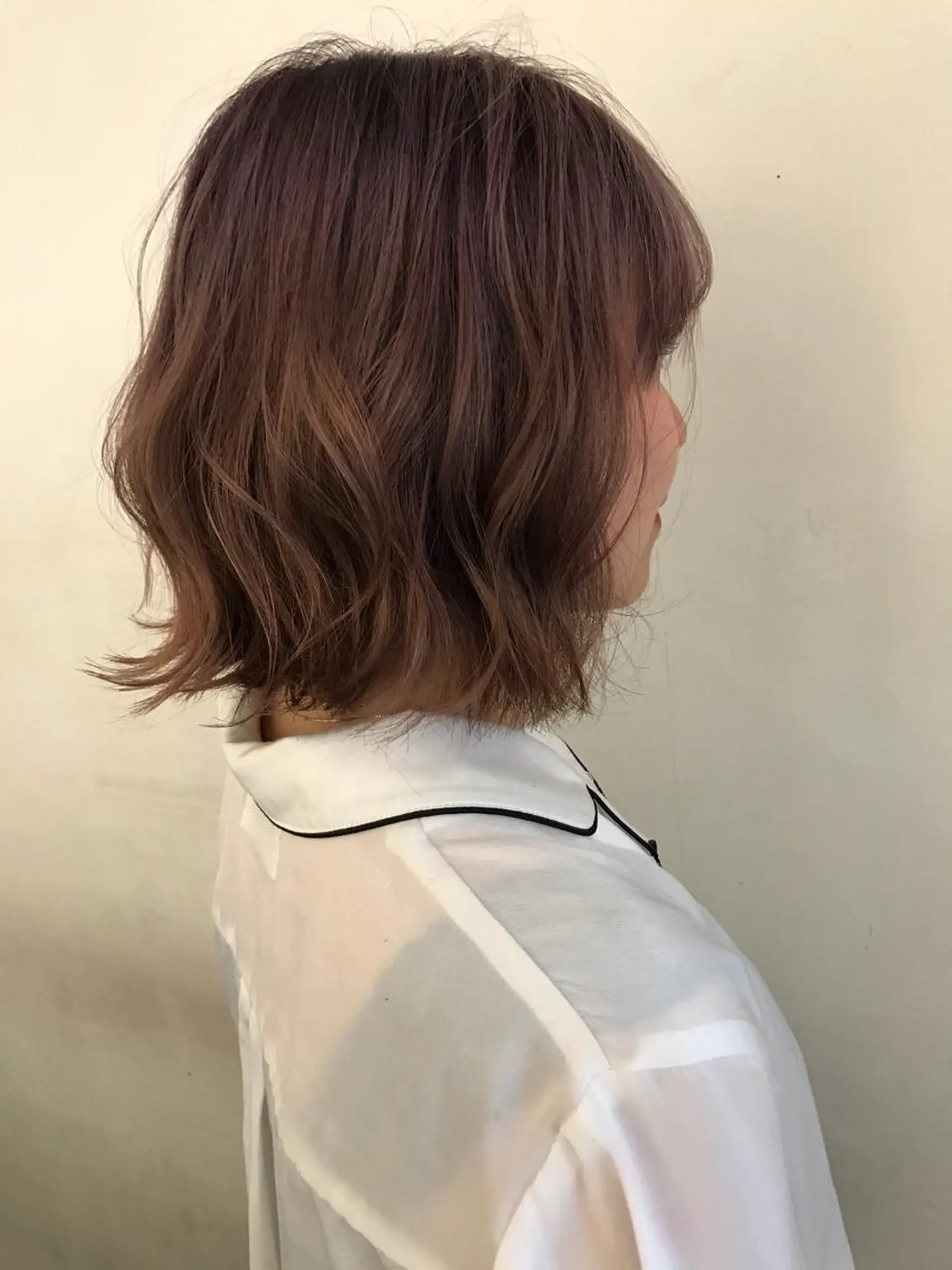 ミディアム ハイライト エクステ(レミー毛) NINEのヘアスタイル