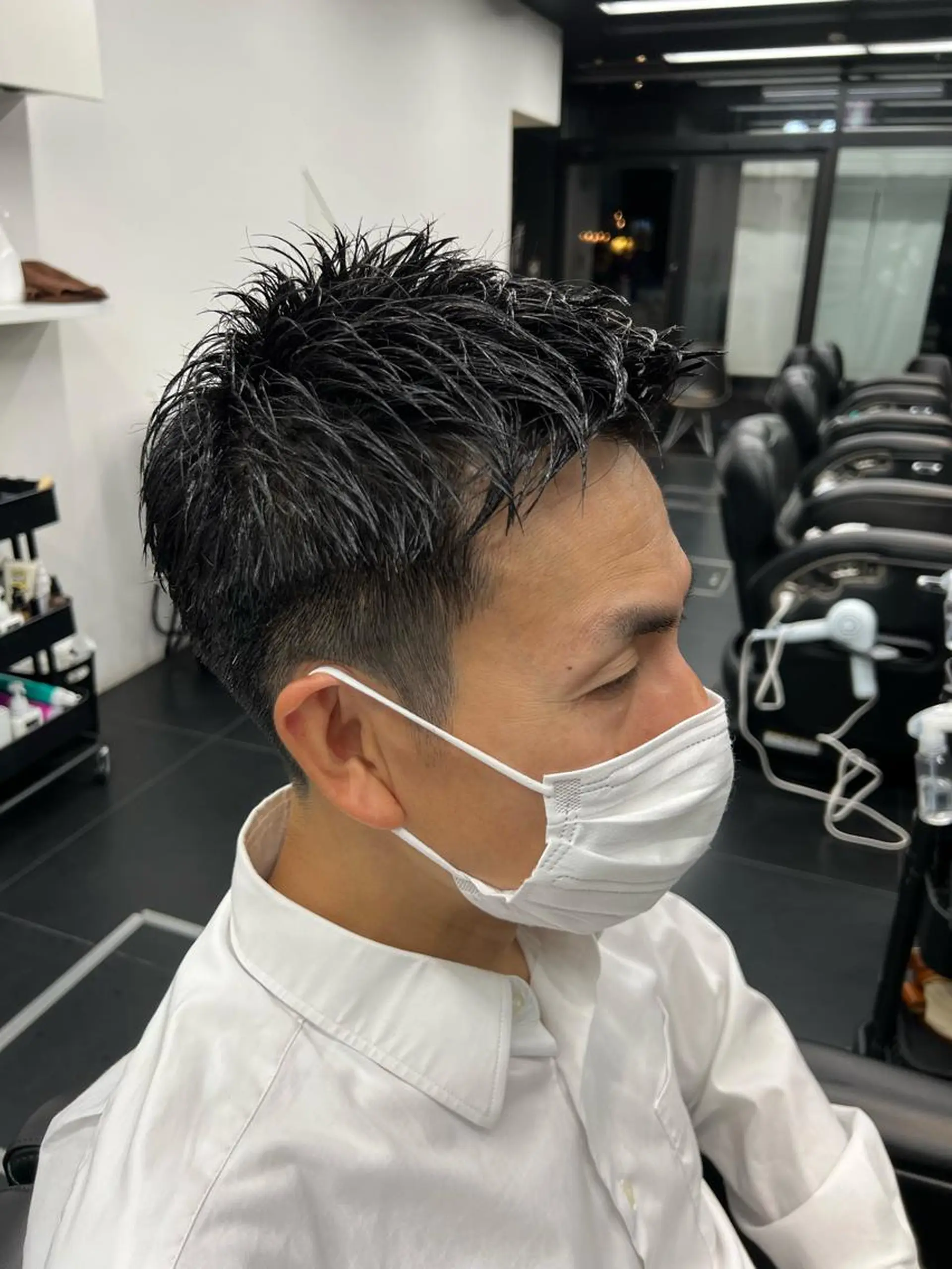 ショート ラヴィザバーバー所属・メンズカット オカムラリョウのヘアスタイル