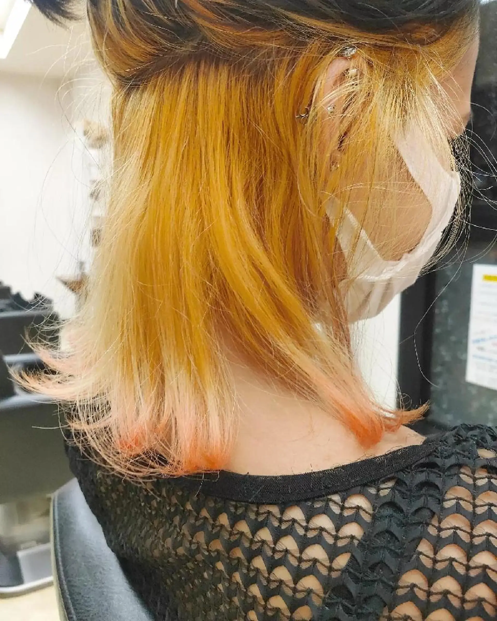 カラー グラデーションカラー インナーカラー メンズ＆レディース モテナ所属・✨カラー指名No.1 ✨🌈ナツミ🌈のヘアスタイル