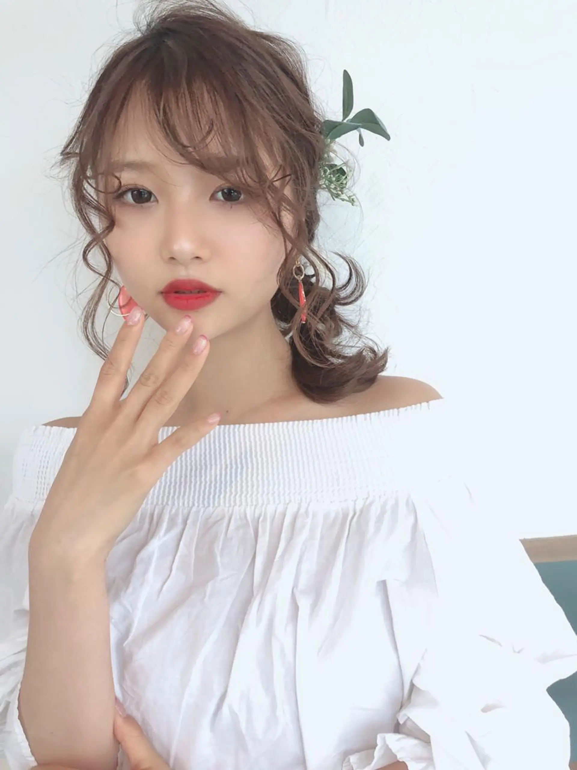 岩本 紋音のヘアスタイル