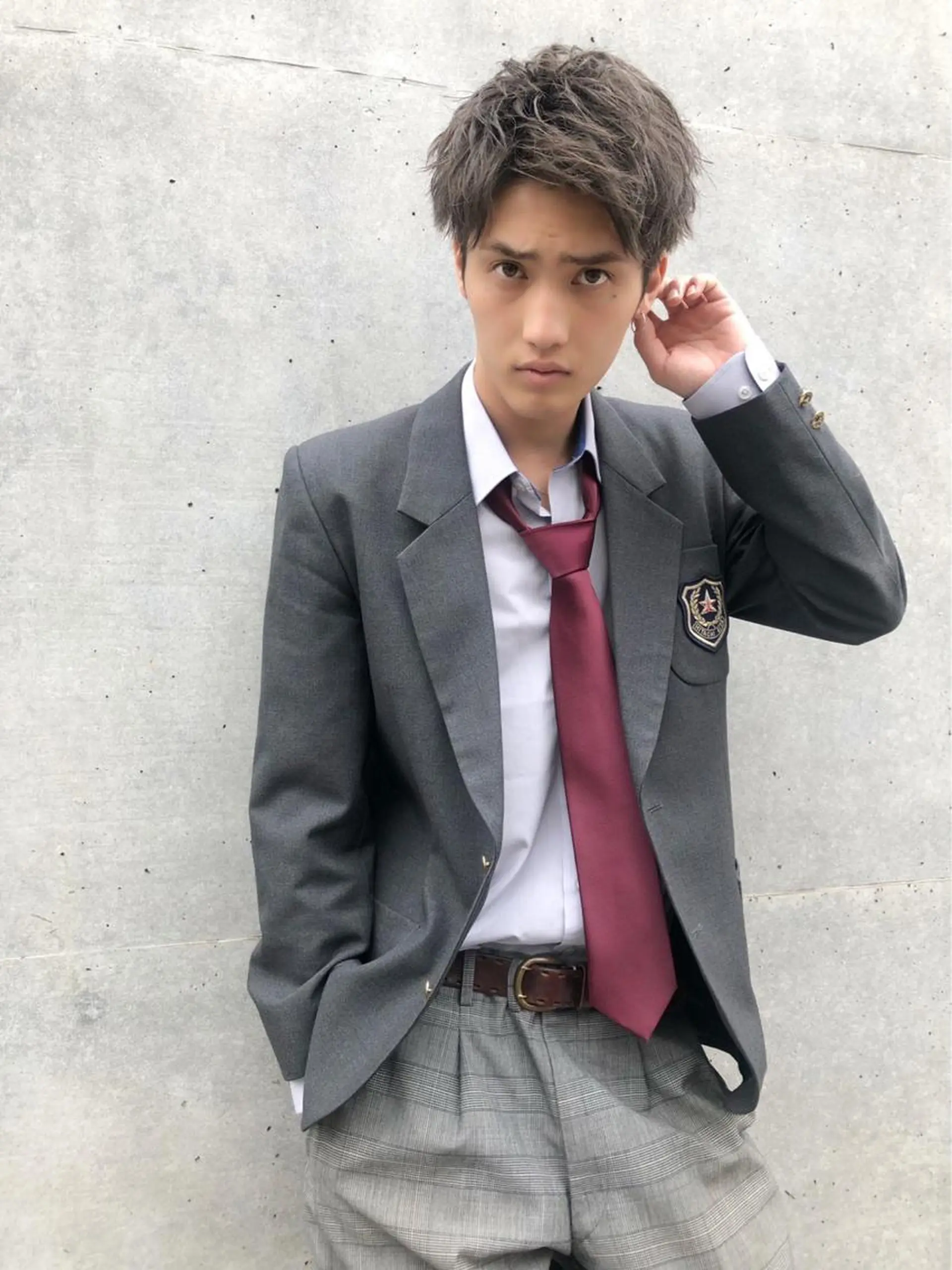 ショート パーマ メンズ 赤み消し🌿 透明感カラー🫧のヘアスタイル