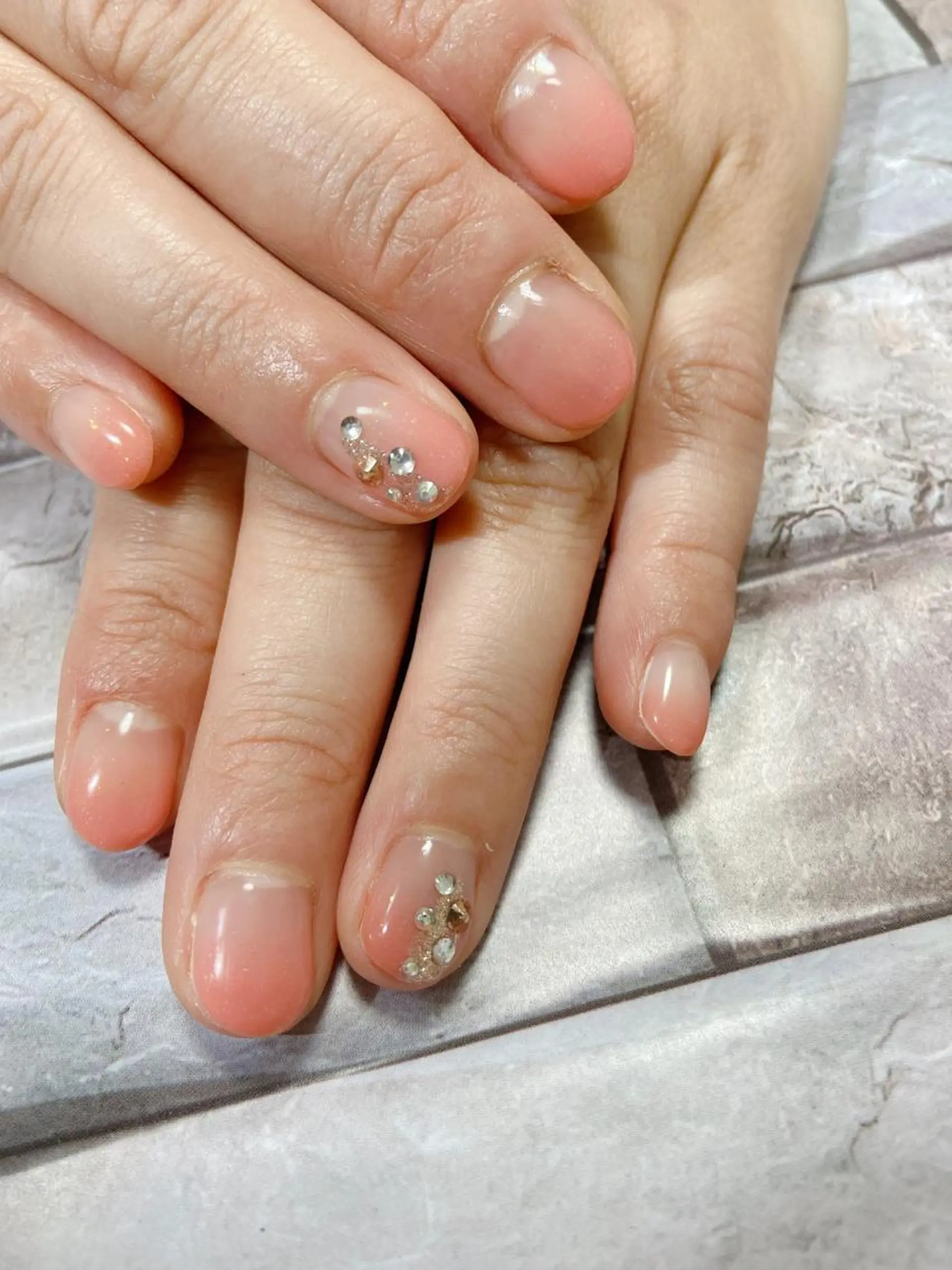 ネイル ストーンネイル ハンドネイル Lokahi NAILのネイルデザイン
