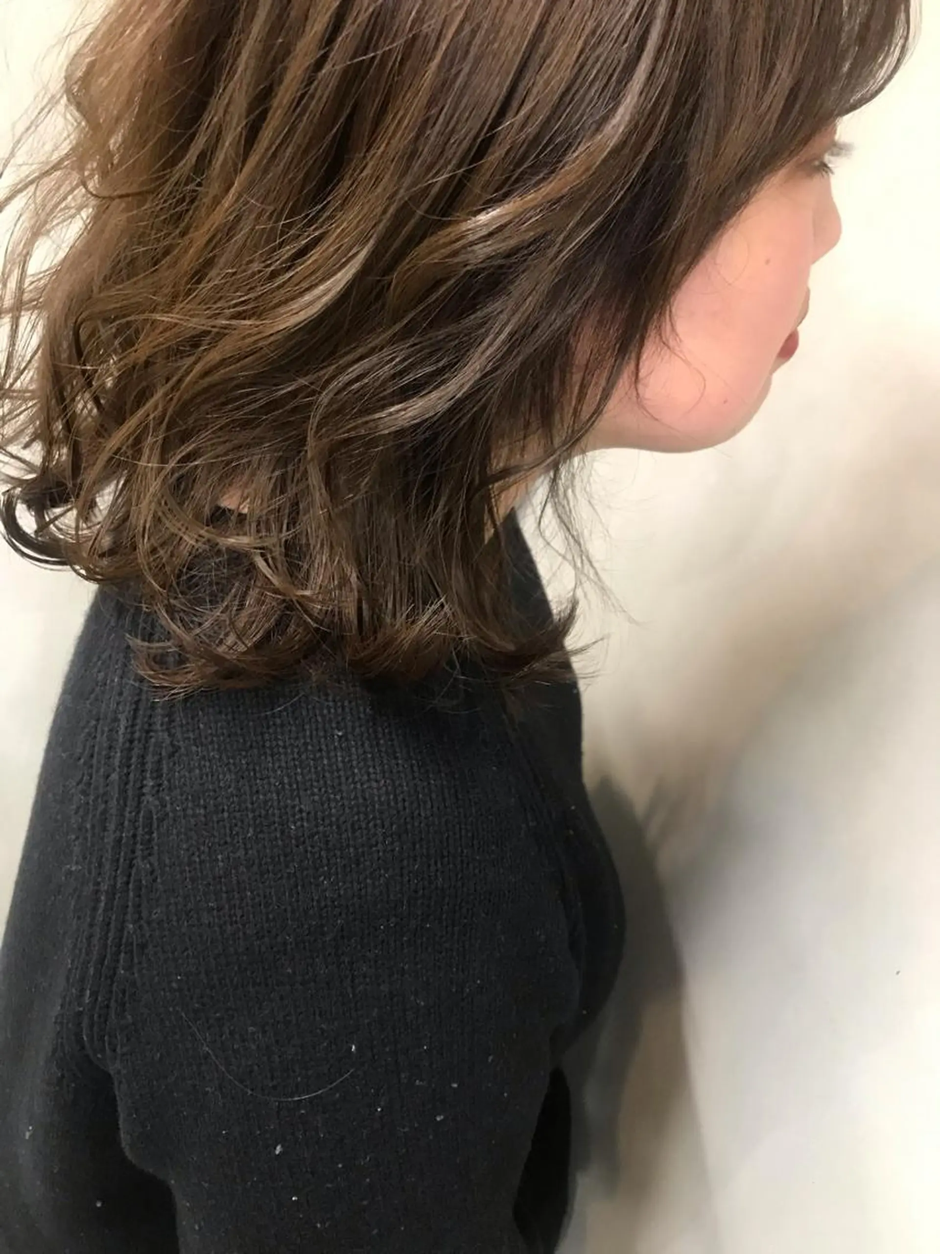 ミディアム カット ヘアカラー トリートメント 韓国 / 中国ヘア 🦋Noniのヘアスタイル