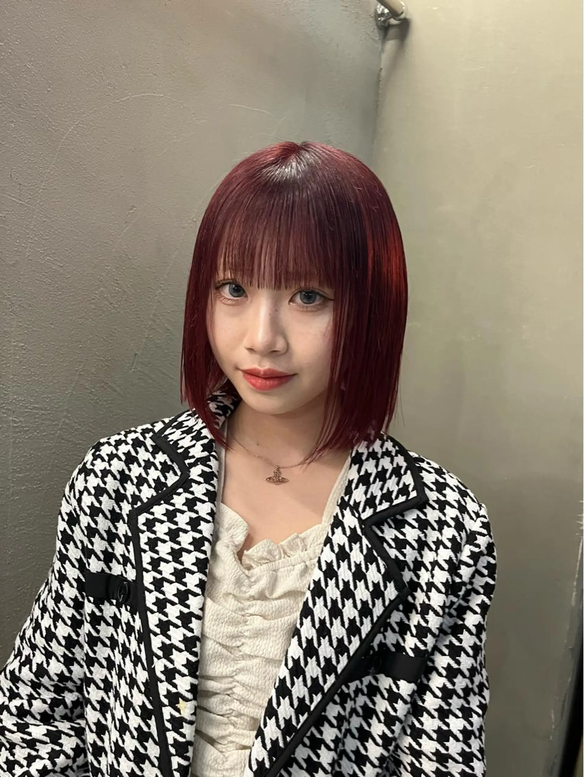 ミディアム カット ヘアカラー ウルフ/レイヤー ⚡️ITSUKU⚡️のヘアスタイル