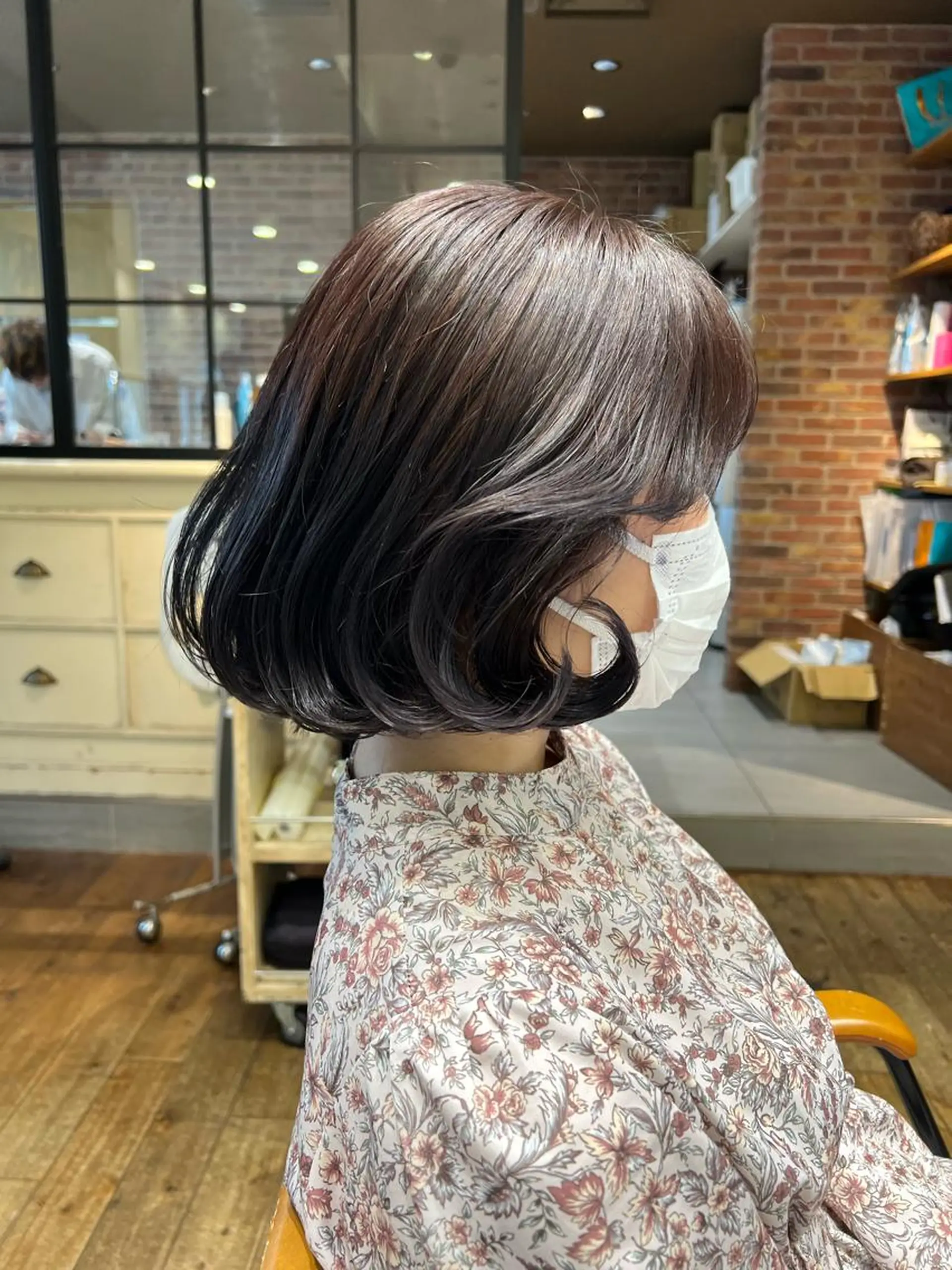 ミディアム カラー パーマ ヘアアレンジ イルミナカラー 髪質改善 タンバルモリ 韓国風ヘア トリートメント 日本一の小顔カット/ ボブ/顔周り/韓国のヘアスタイル