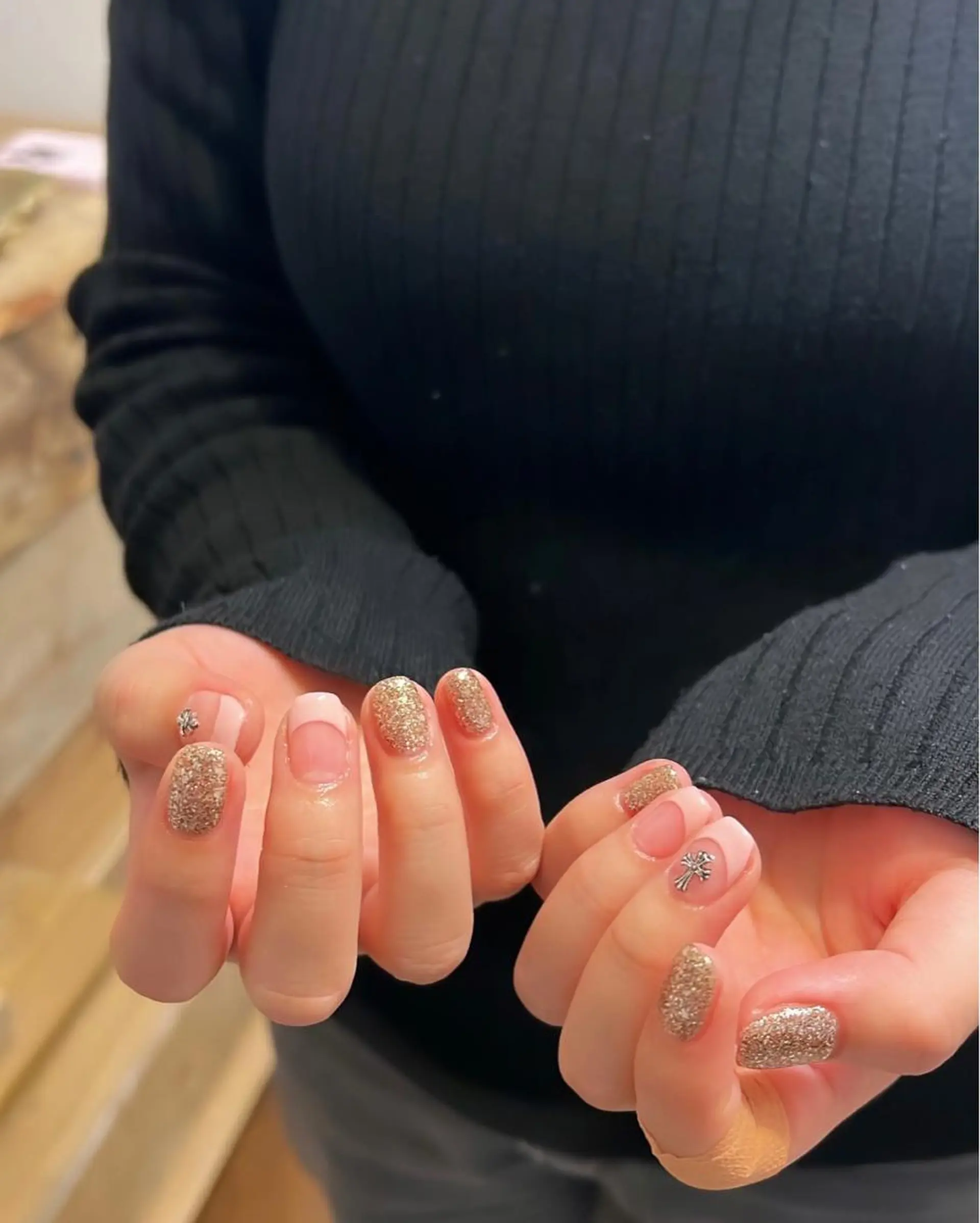 ネイル ハンドネイル フットネイル ハンドケア Nes.Nail所属・Miyagi Asamiのネイルデザイン