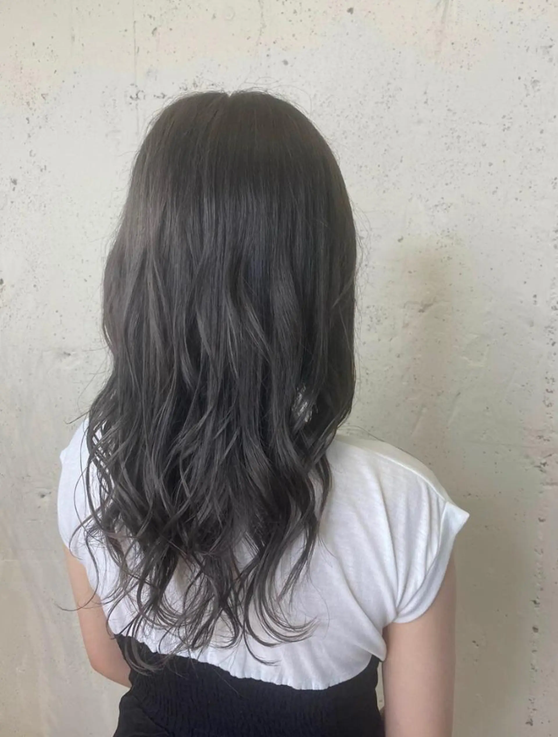 セミロング カラー パーマ KAEDE🎀 ジャニオタ美容師のヘアスタイル