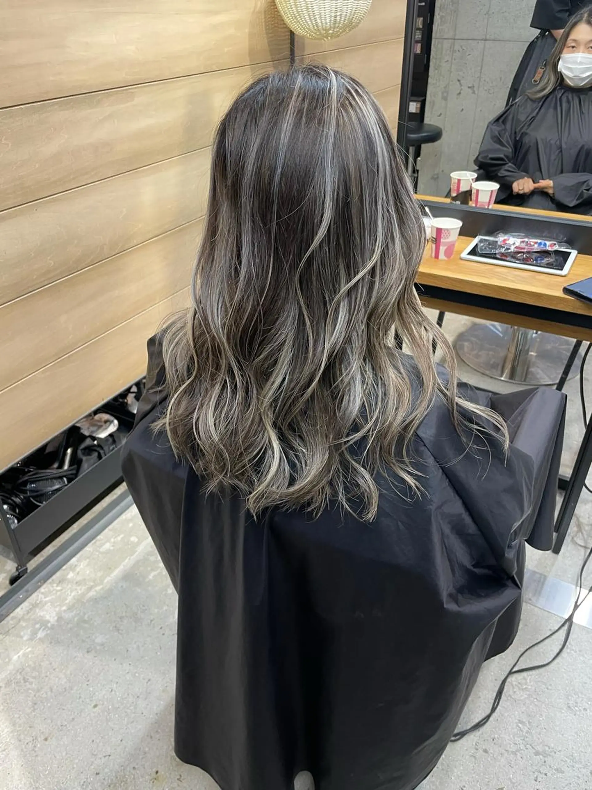 ロング 美髪/ハイライト 指名No.1KAIのヘアスタイル