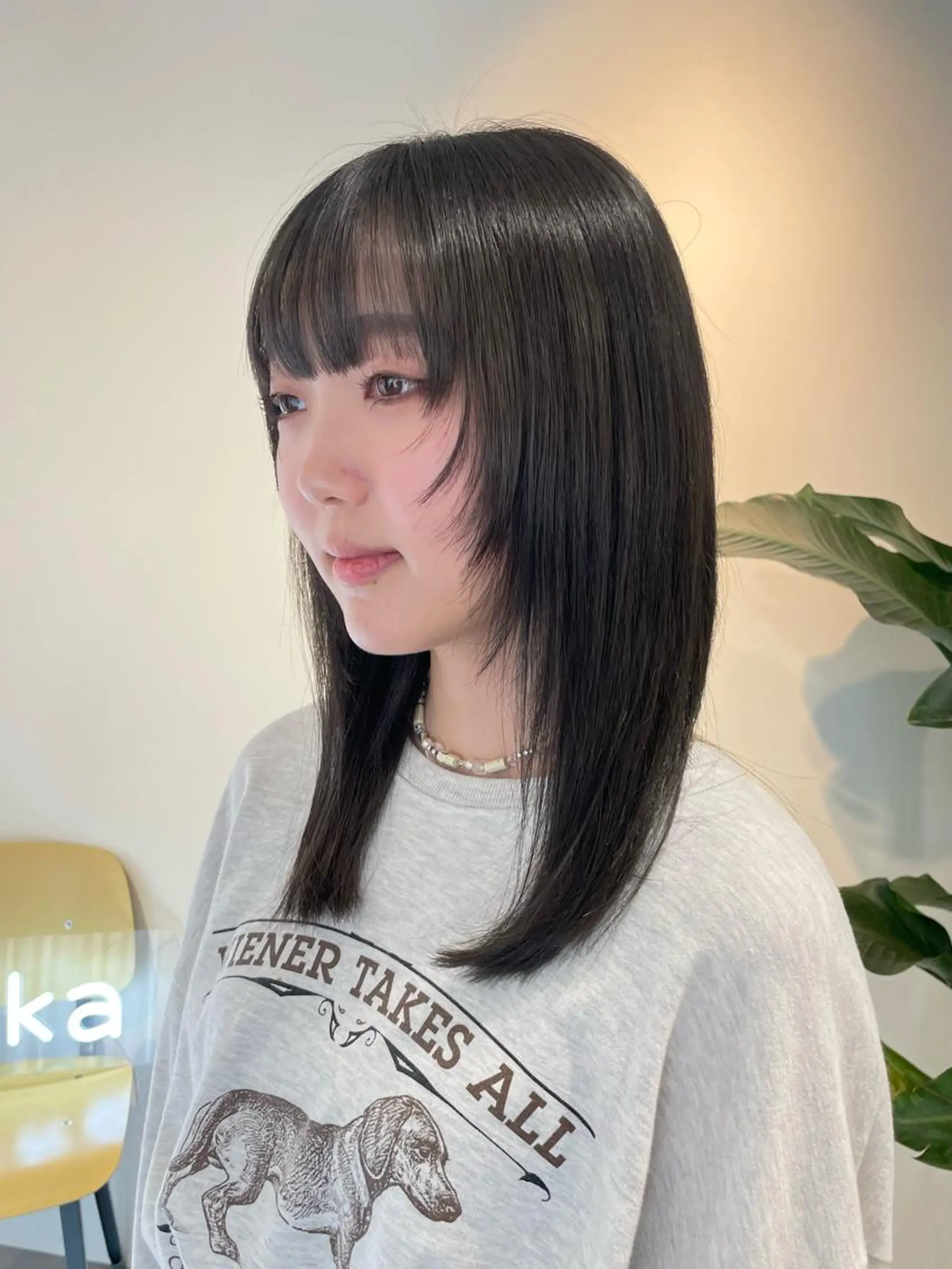 カラー 若月 あやかのヘアスタイル