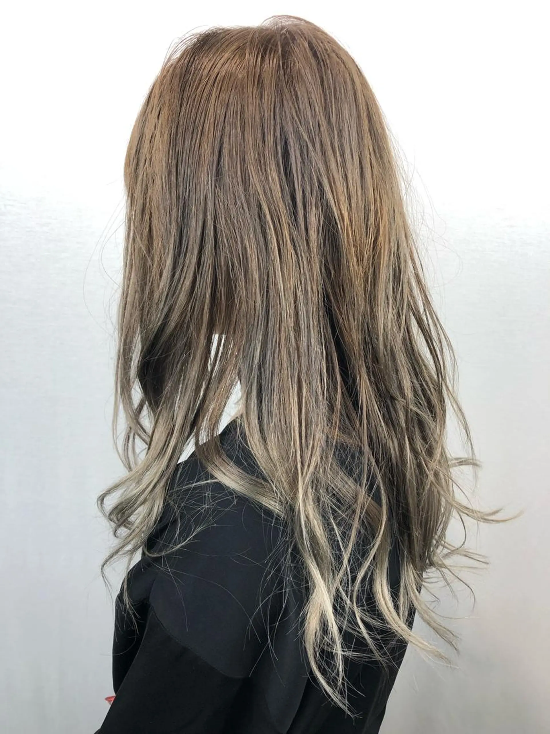 ロング カラー ダブルカラー グラデーションカラー ヘアカラー 2nd所属・🤍2nd🤍田所 美希のヘアスタイル