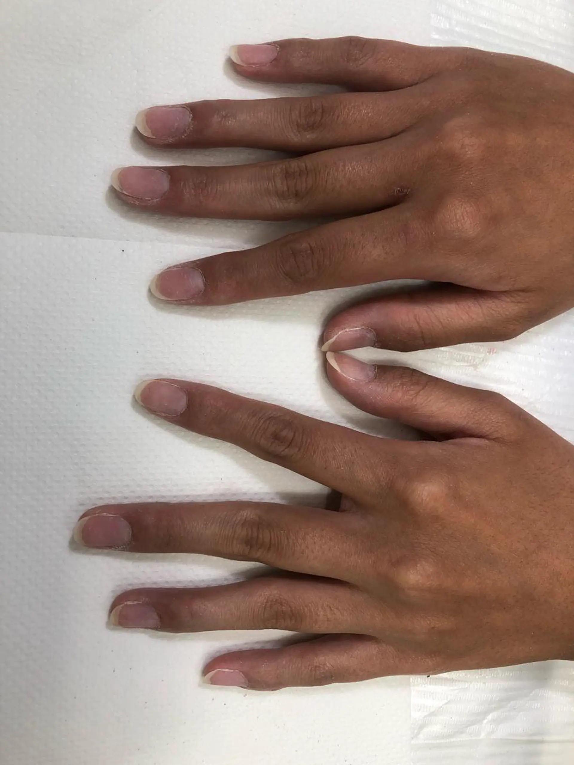 ネイル MAXKELLY 大阪・梅田店所属・徳田 亜衣佳のネイルデザイン