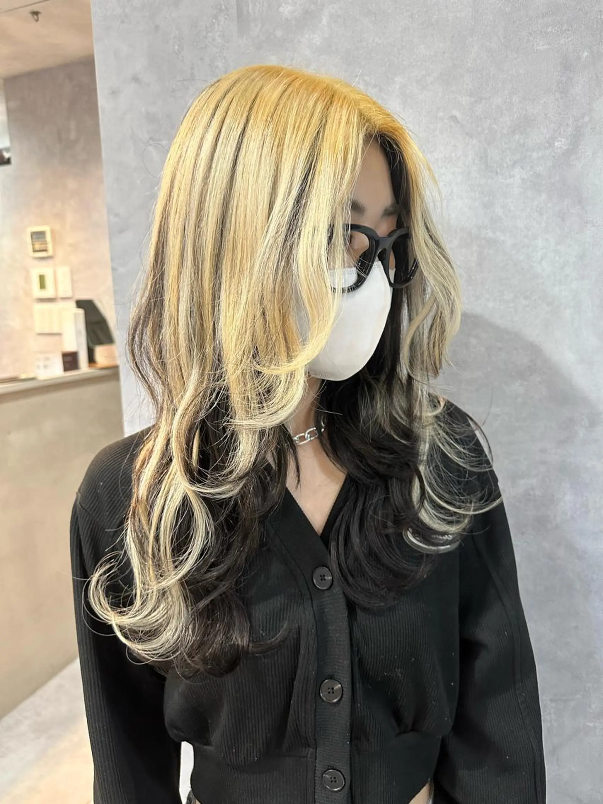 ロング カラー ツートーンカラー エクステ ロング ウルフカット 【原宿プルエクステ】 NANAMIのヘアスタイル