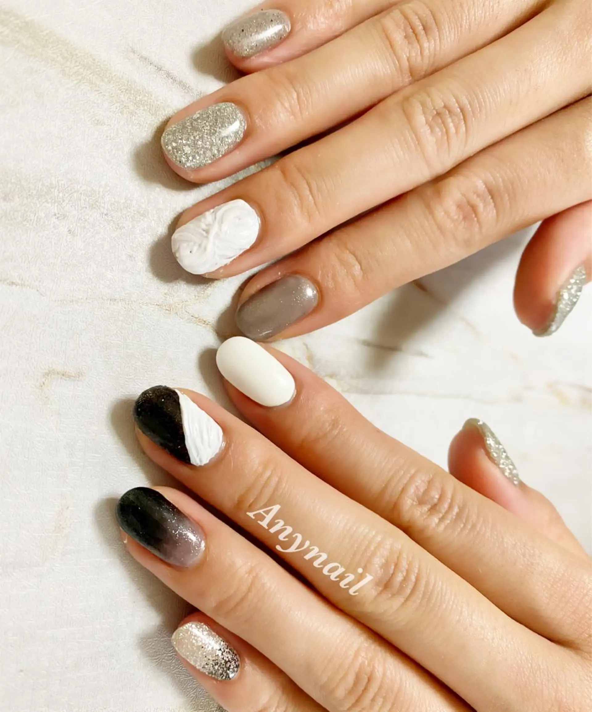 ネイル ブルー フラッシュネイル ジェルネイル 冬ネイル ハンドネイル 岩澤 恵子のネイルデザイン