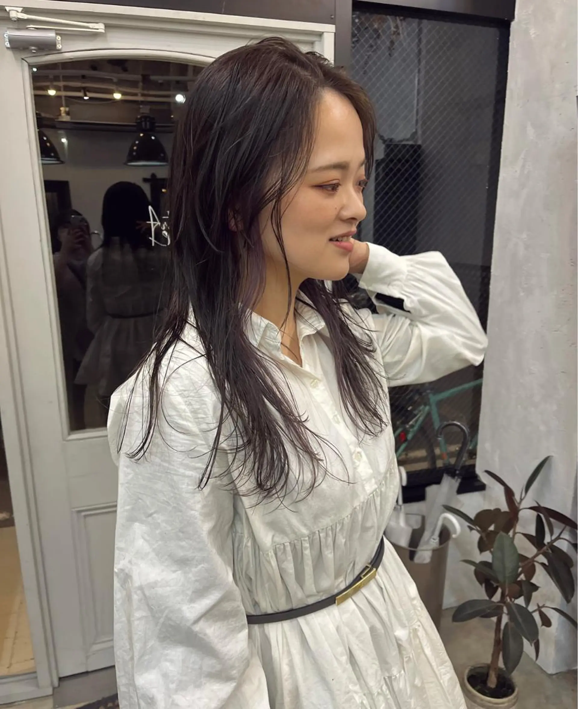 ロング カラー ブリーチ インナーカラー パープルカラー BE HERE NOW N°04野々市三納店所属・イタヤ マイカのヘアスタイル