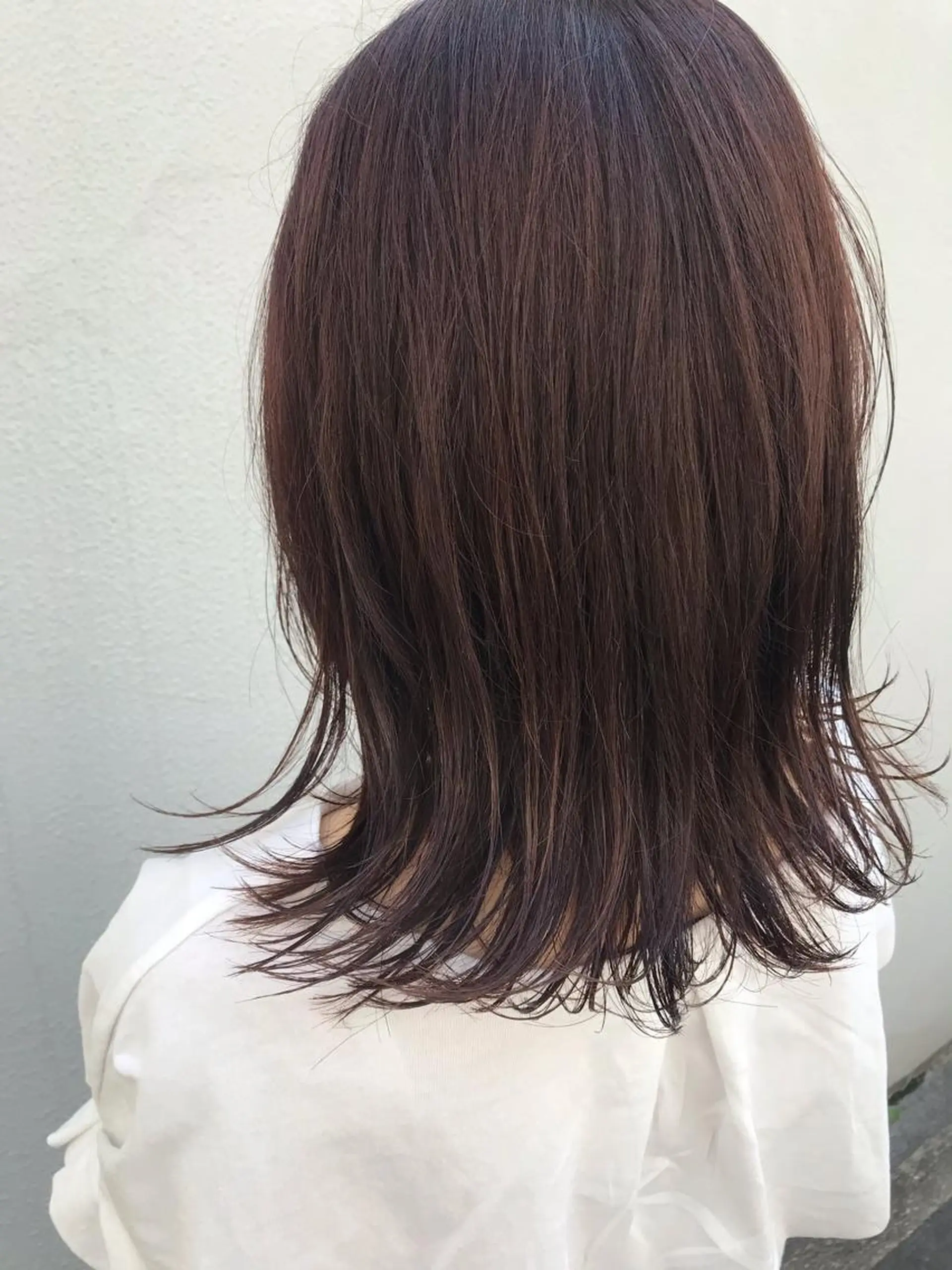 セミロング カット ヘアカラー 縮毛矯正 トリートメント さの あやねのヘアスタイル