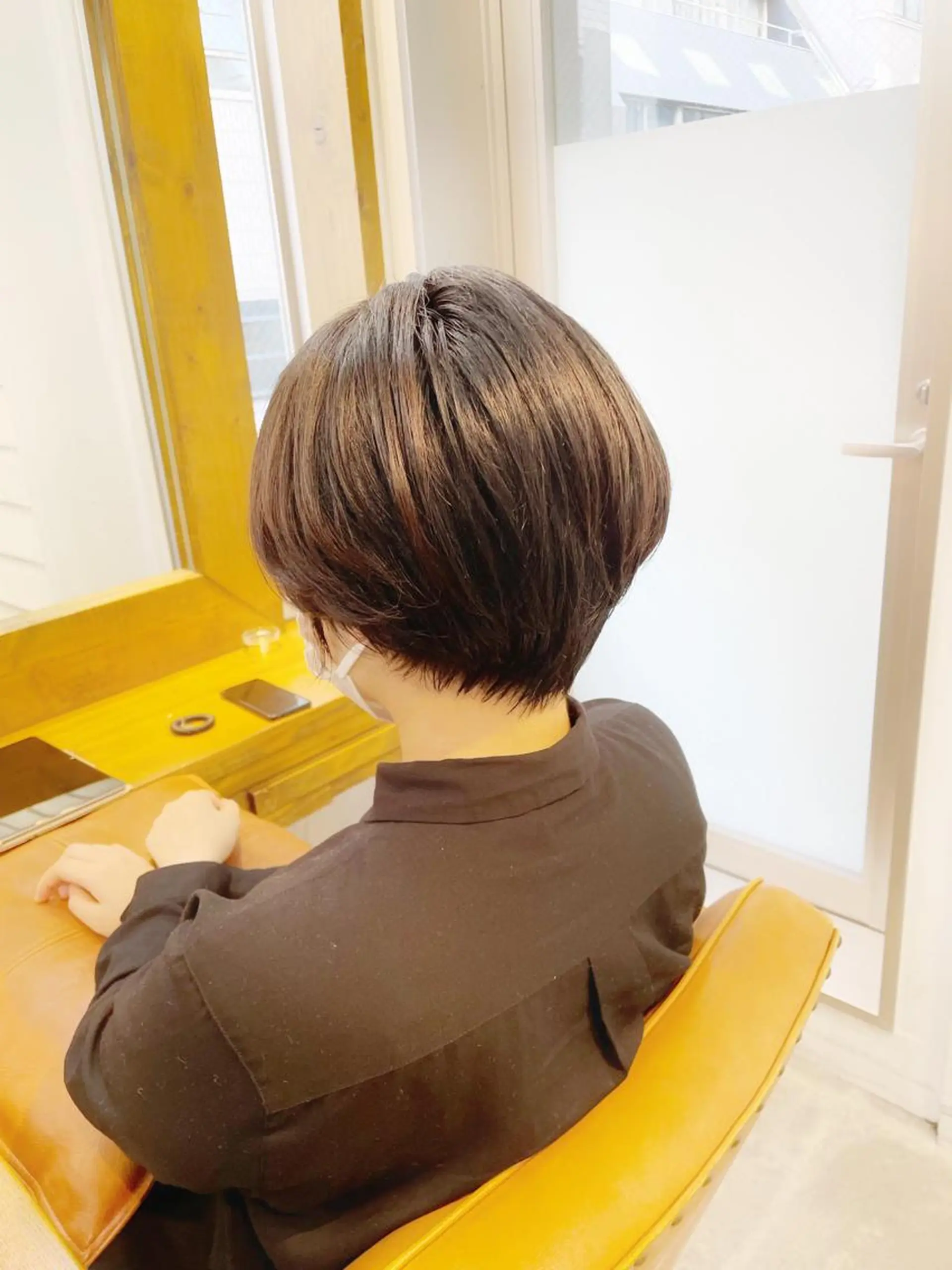 ショート カラー 丸みショート くびれヘア くせ毛 ミセス ショートヘア カット ヘアカラー newline銀座所属・👑銀座ショート/ 絶壁補正/金子涼👑のヘアスタイル