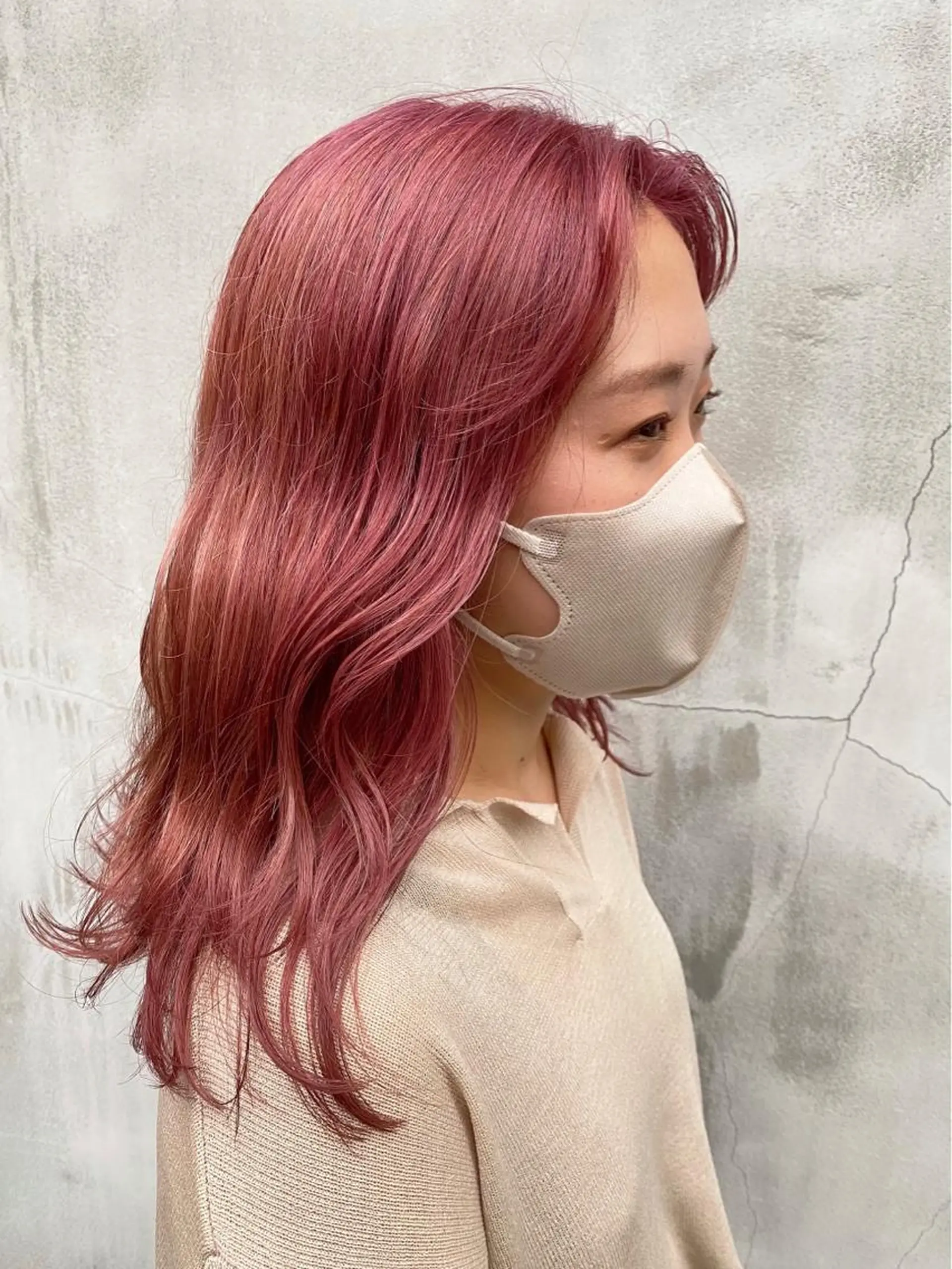 ミディアム カラー ブリーチ ピンクカラー カット ヘアカラー トリートメント saki🌼ボブ× 透明感カラー🌼のヘアスタイル