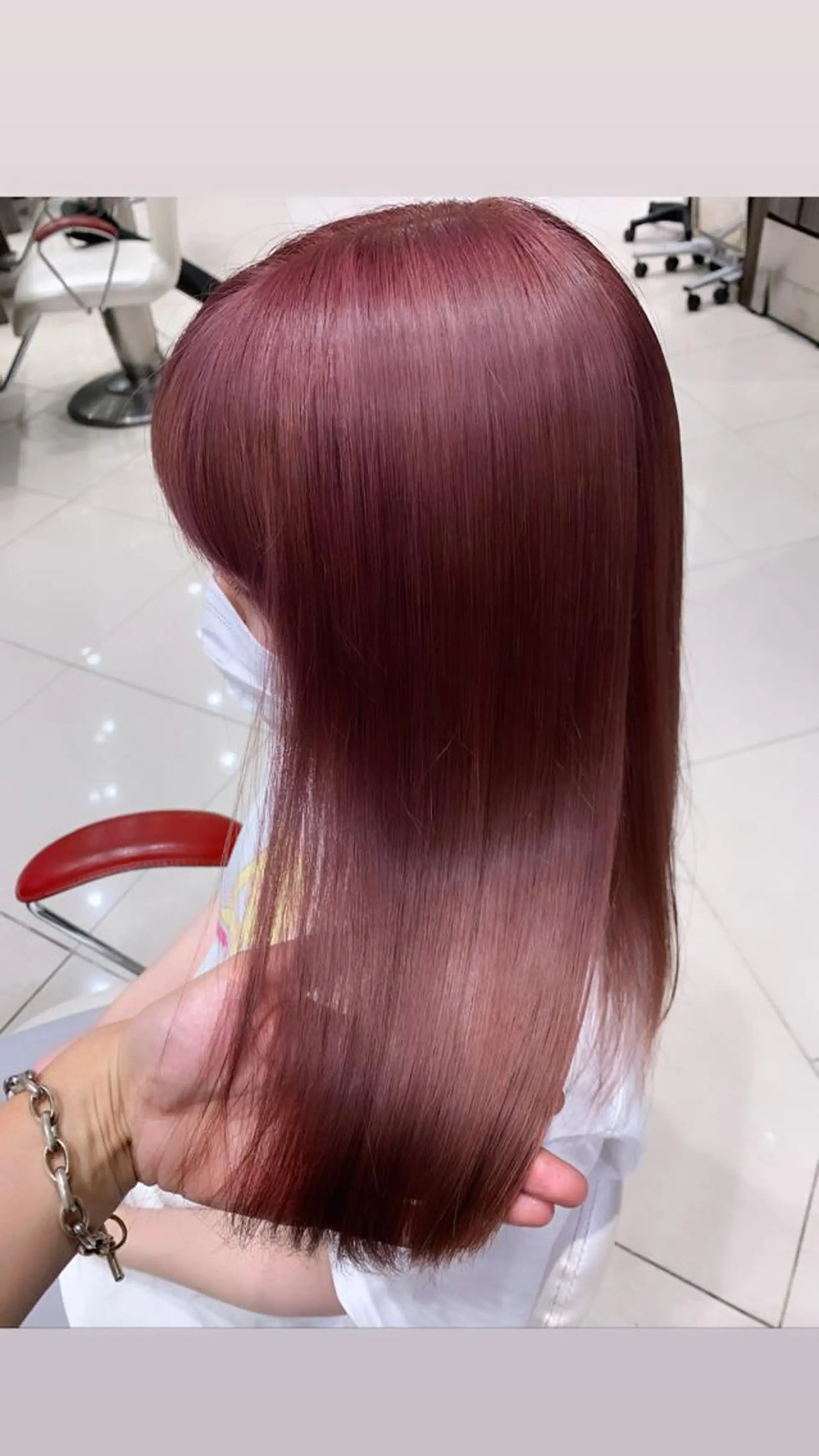 ミディアム カラー ヘアカラー 古畑 佑悟のヘアスタイル