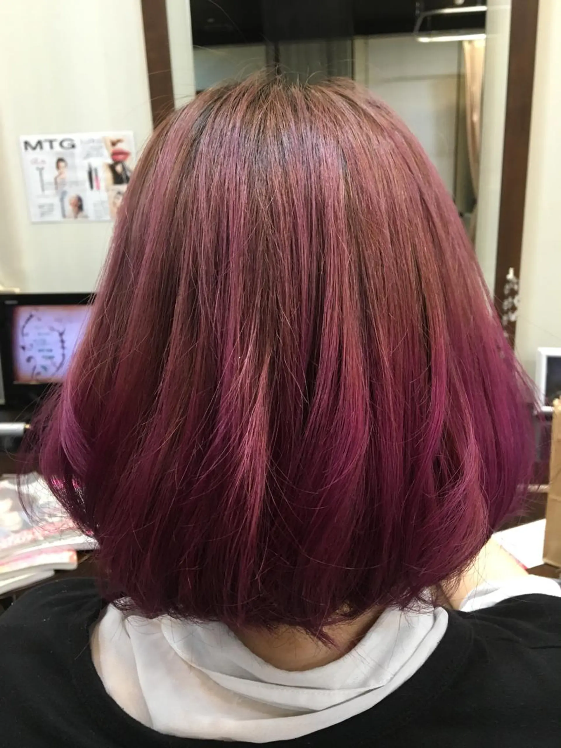 ショート ミディアム セミロング ロング カラー パーマ ヘアアレンジ メンズ キッズ ネイル まつエク MODEK's阿倍野 伊藤サダキのヘアスタイル