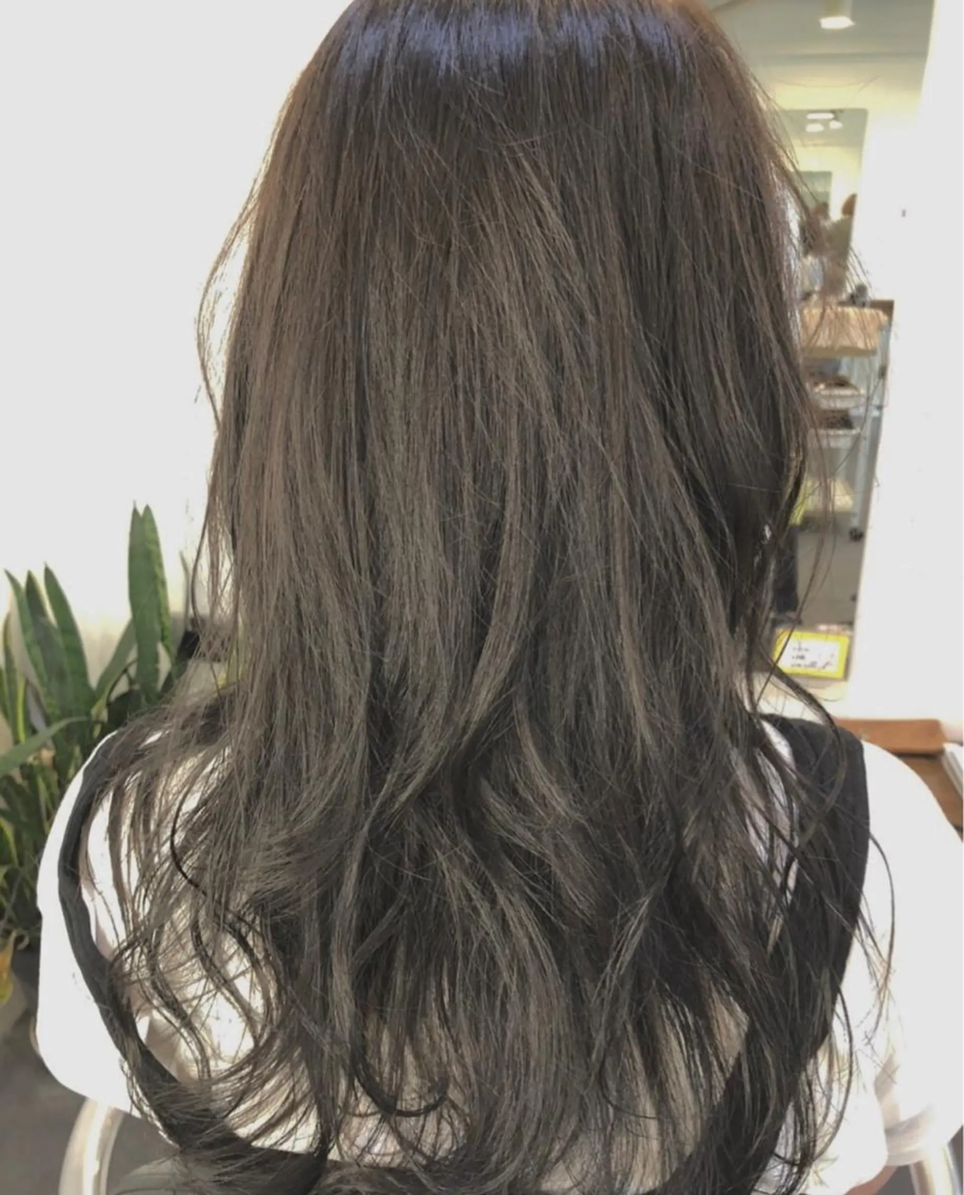 セミロング 村上 楓弥のヘアスタイル