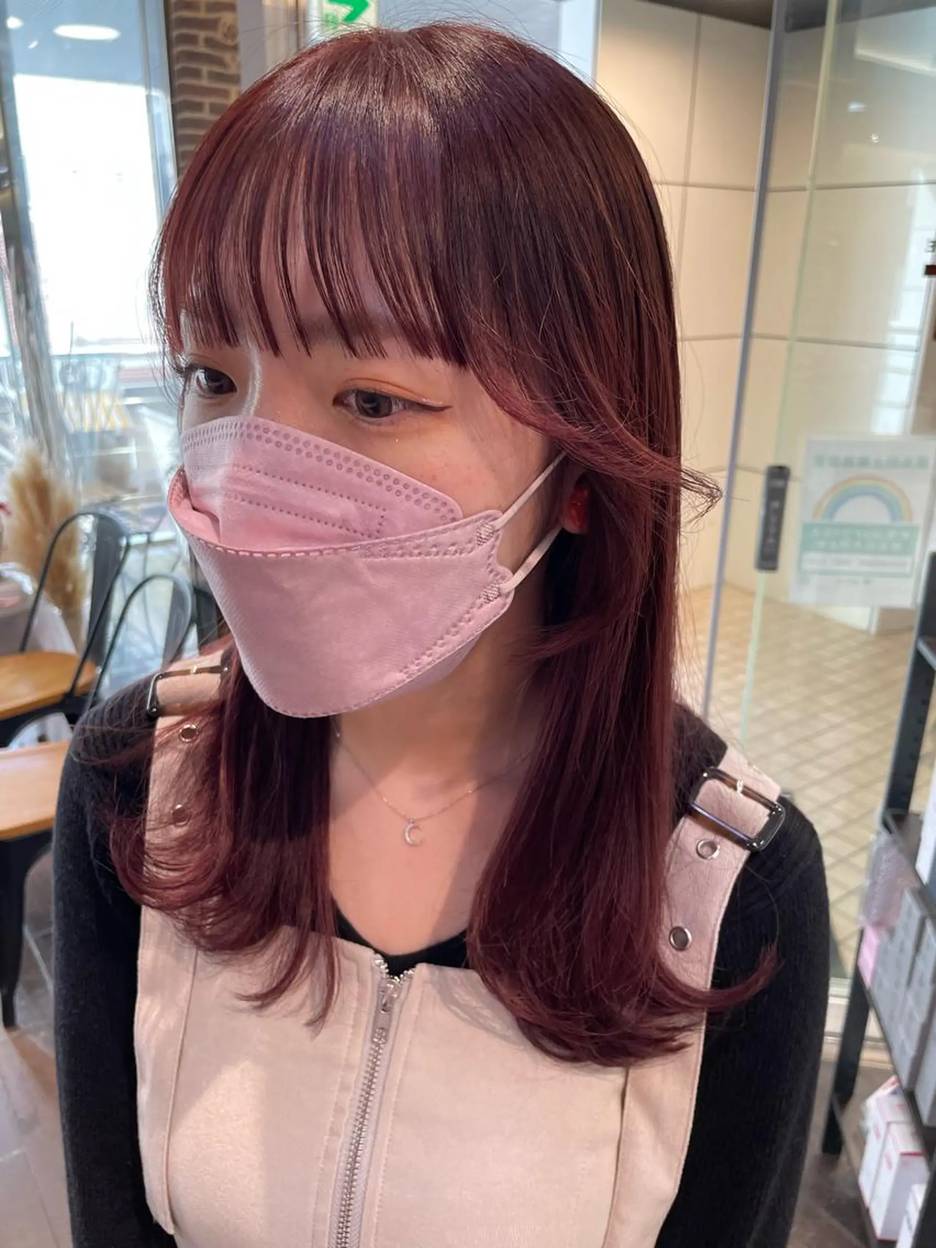 セミロング カラー 顔周りカット 個性派ネイル 🌼 ハルカ ♡のマツエク・マツパデザイン