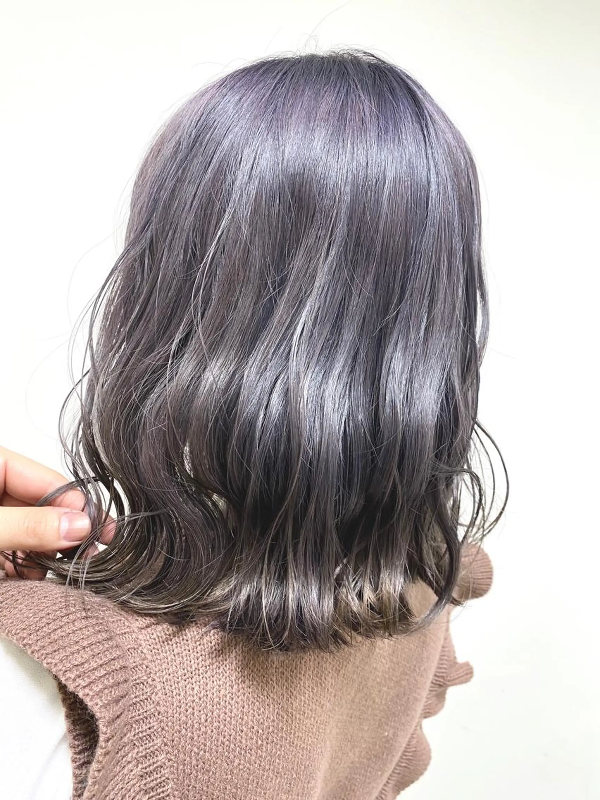 ミディアム カラー ベージュ指名No1 加賀詩織のヘアスタイル