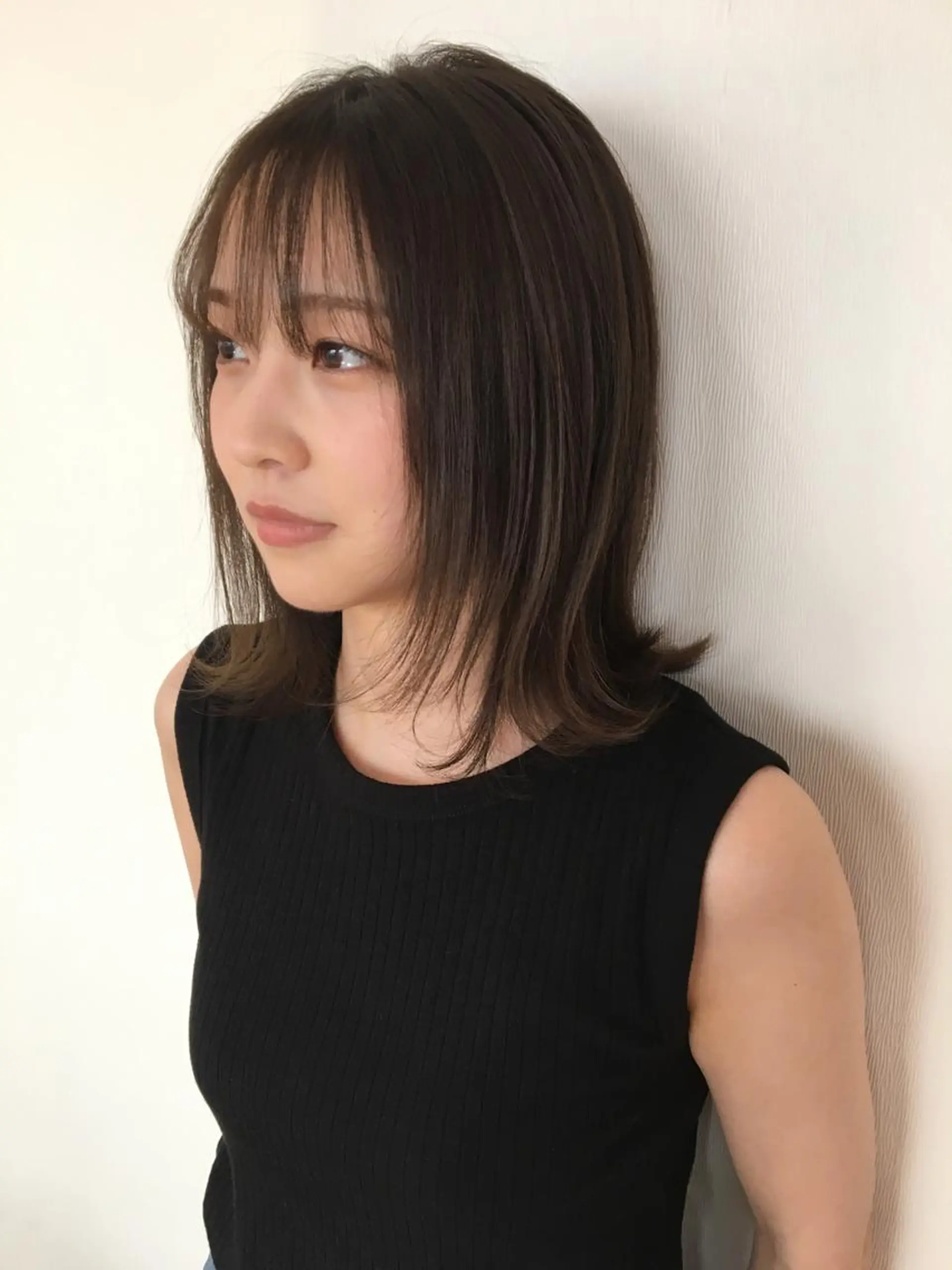 セミロング 三浦 瑠璃のヘアスタイル