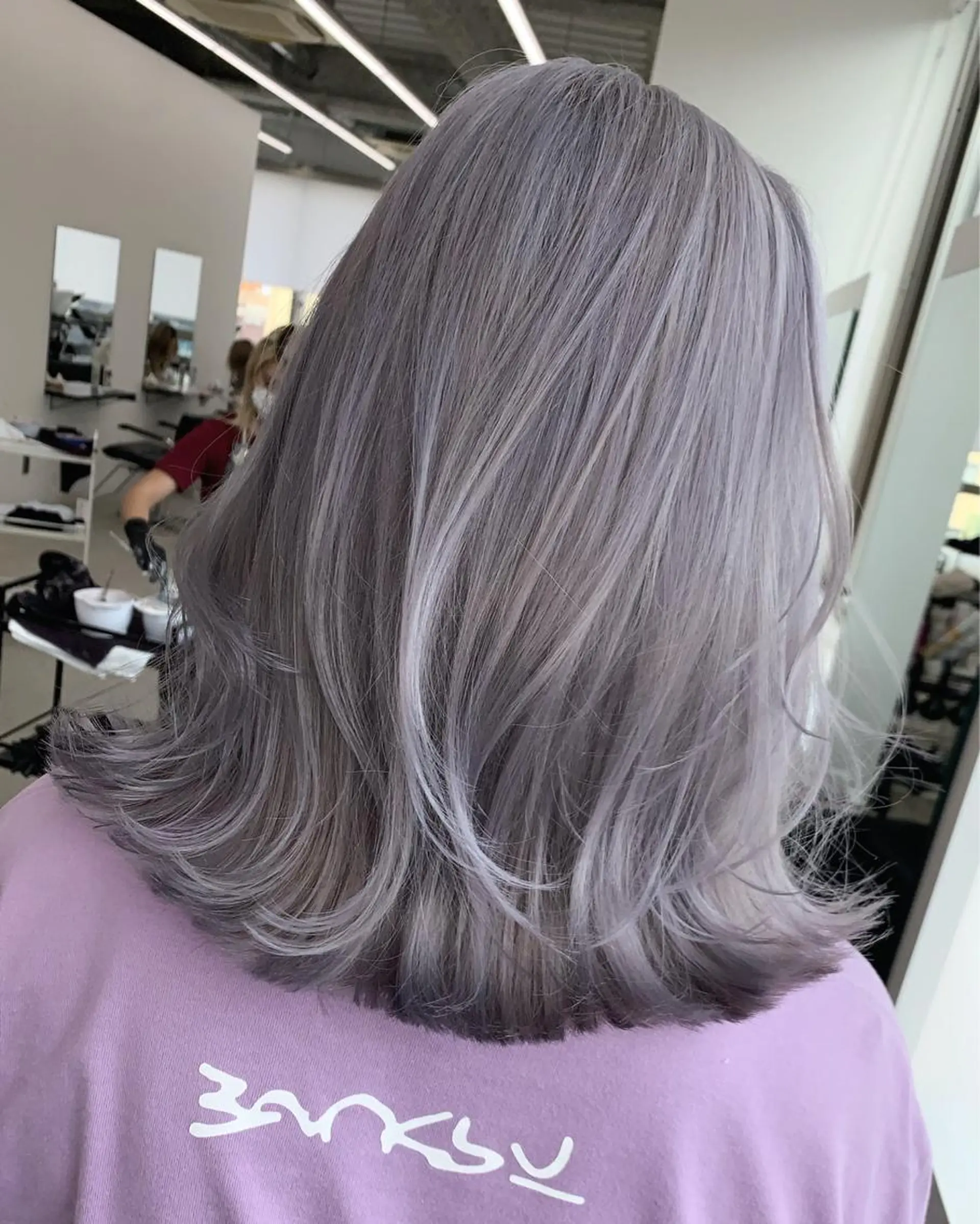 セミロング カラー LINOET名古屋所属・ダブルカラー🩶上村 純妃🩶名駅徒歩5分のヘアスタイル