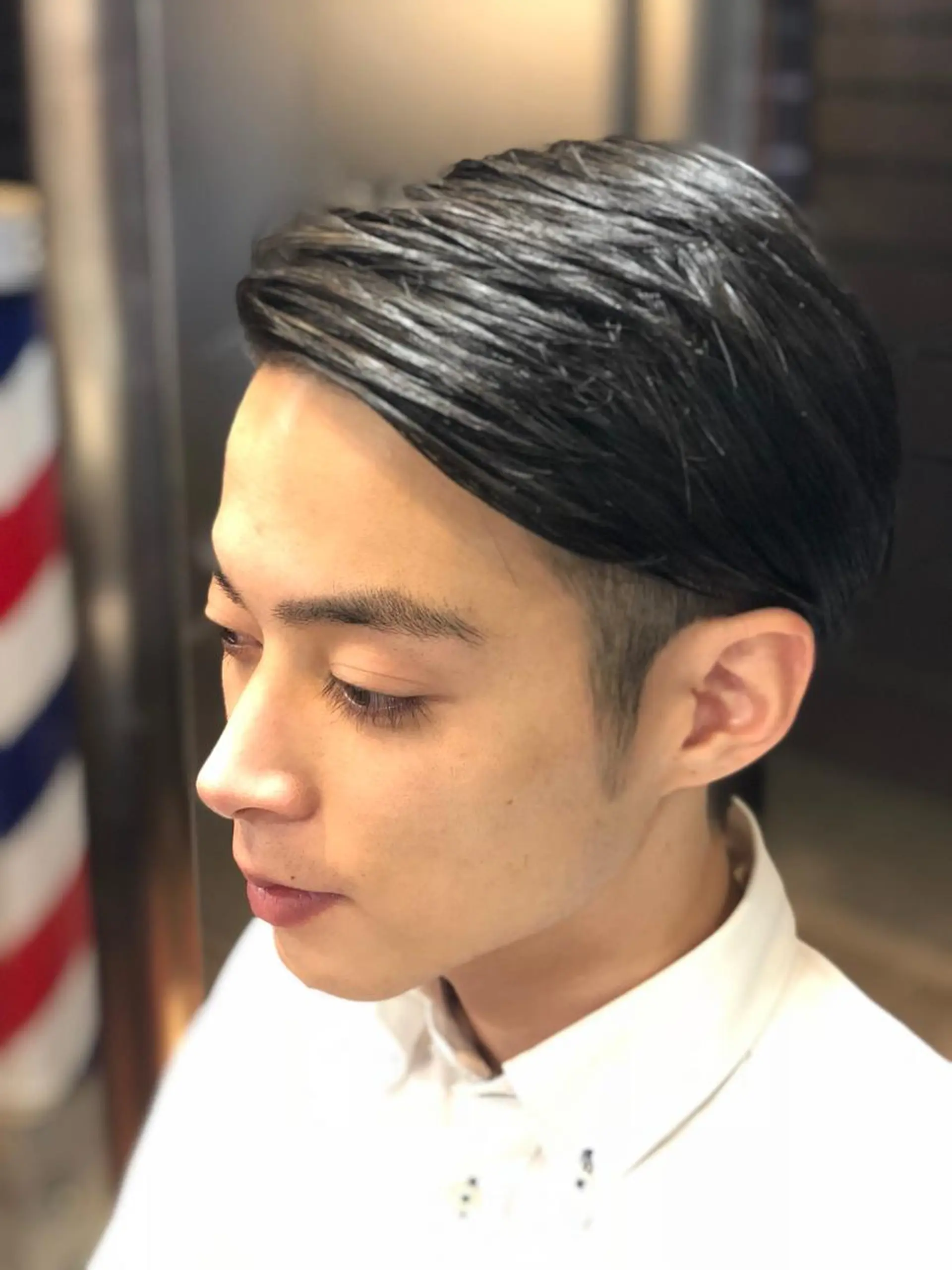 ミディアム 近藤 真のヘアスタイル