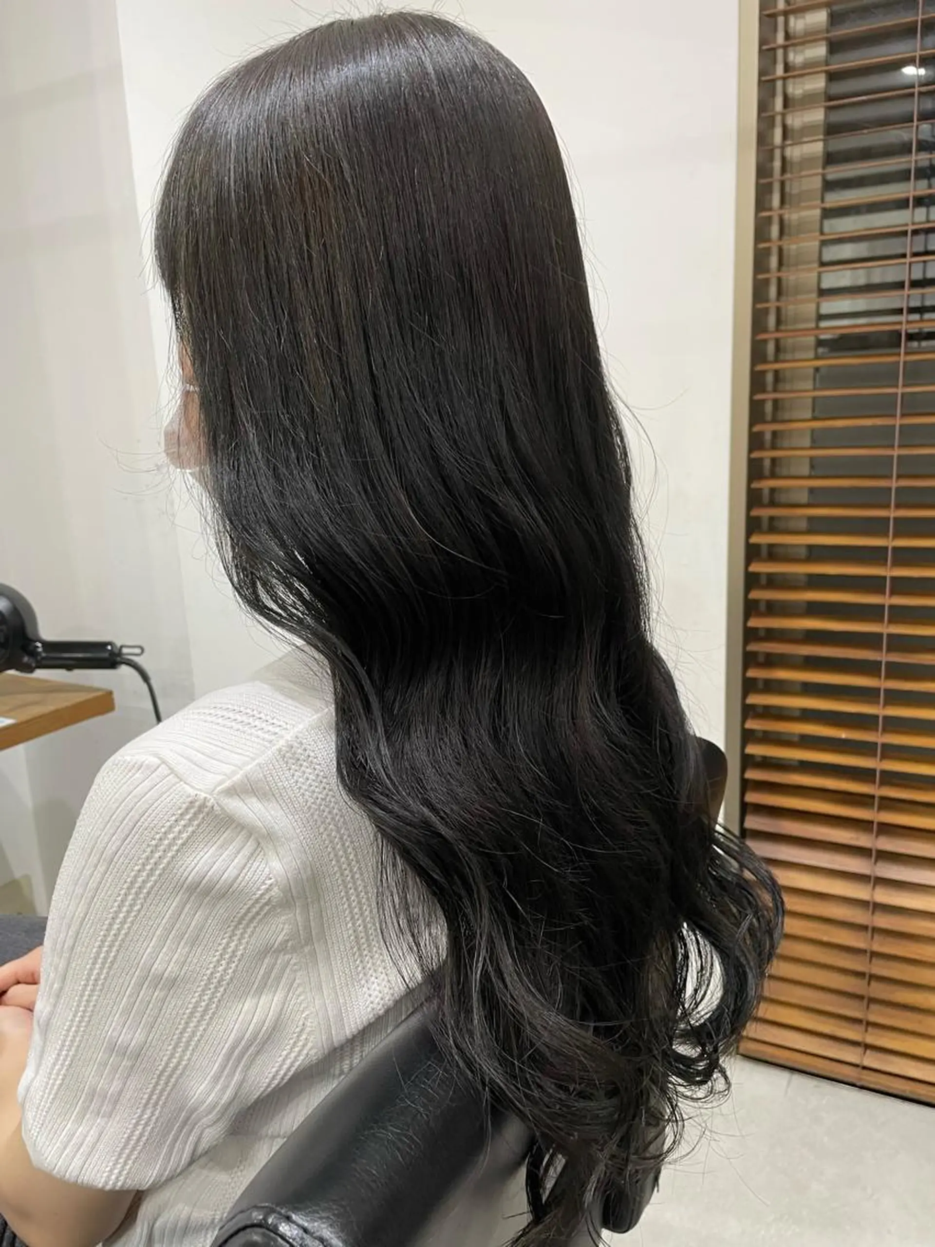 ロング 🐬脱白髪染めカラー 清水大世🐬のヘアスタイル