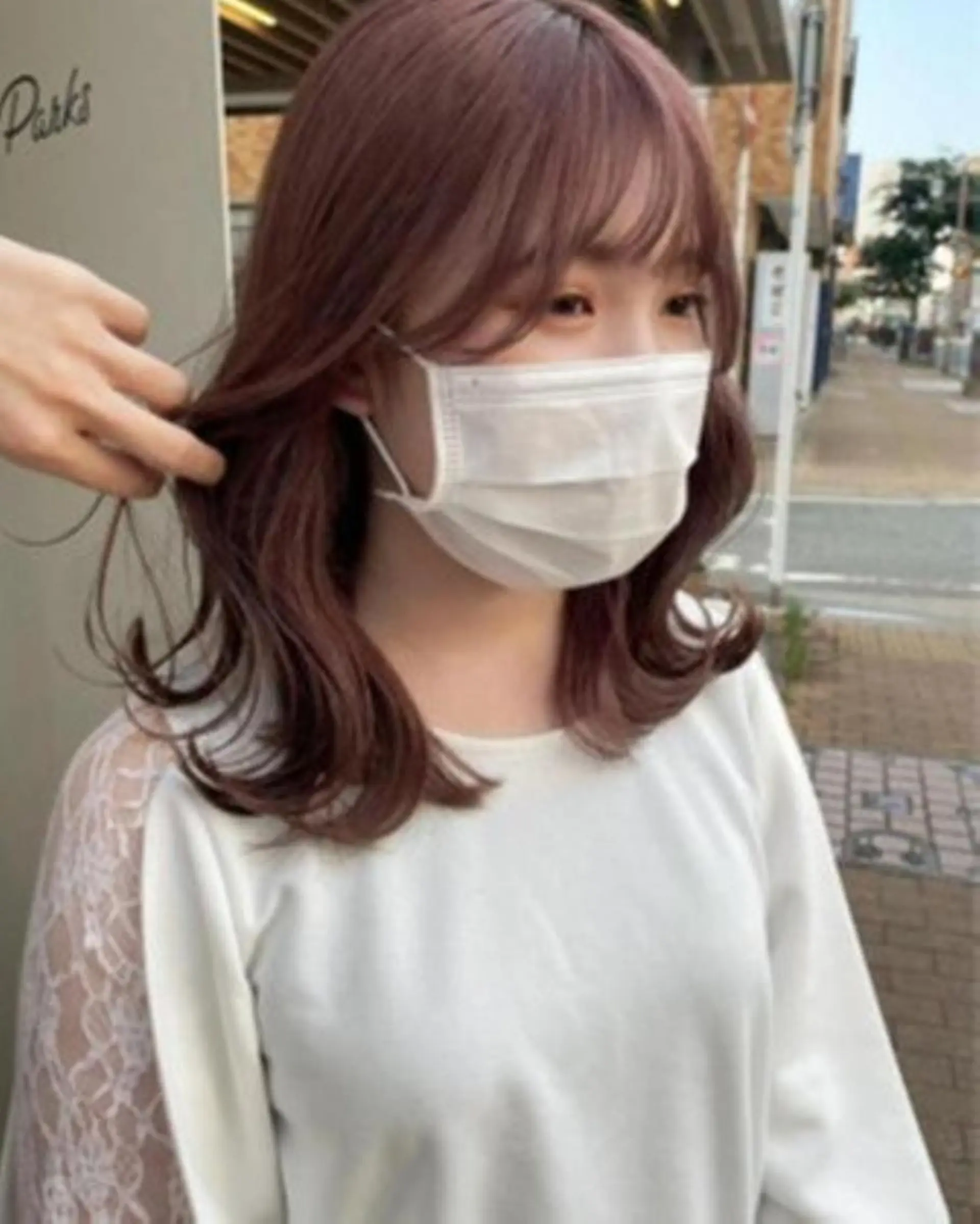 カラー 透明感のあるカラーが 得意／長谷川 健太のヘアスタイル